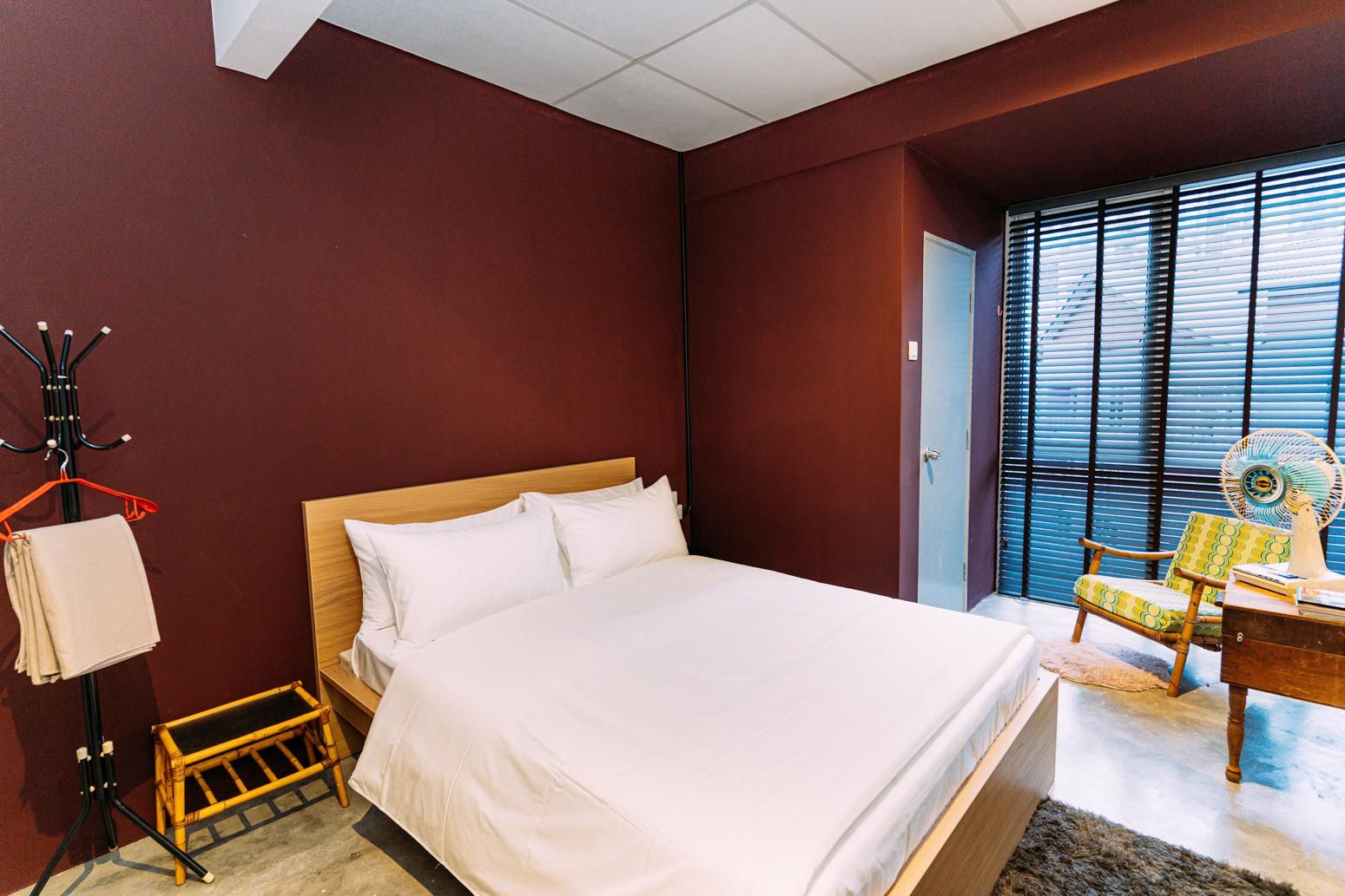 Queen Room with Shared Bathroom