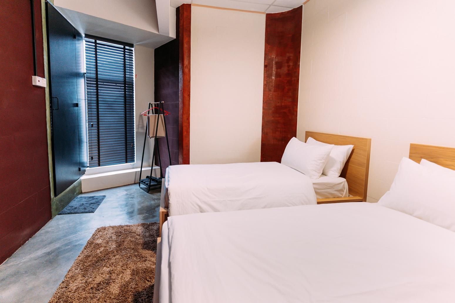 Twin Room with Private Bathroom