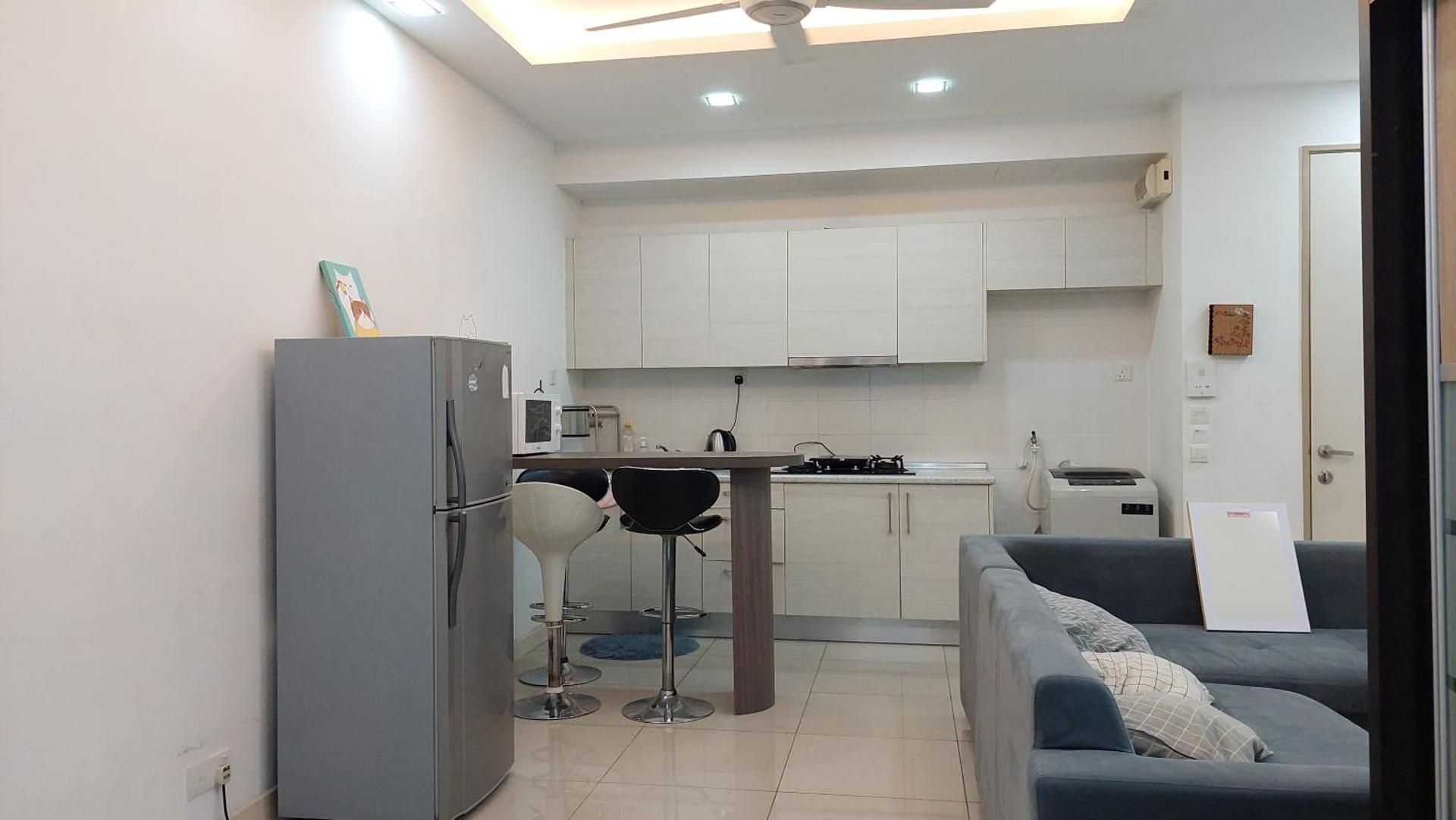 One-Bedroom Apartment