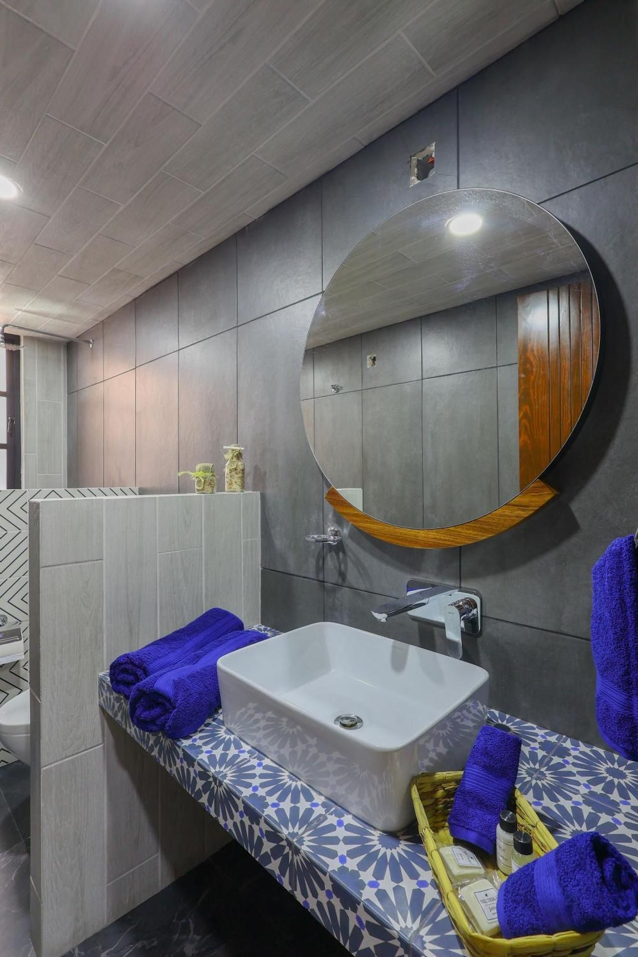Standard Suite