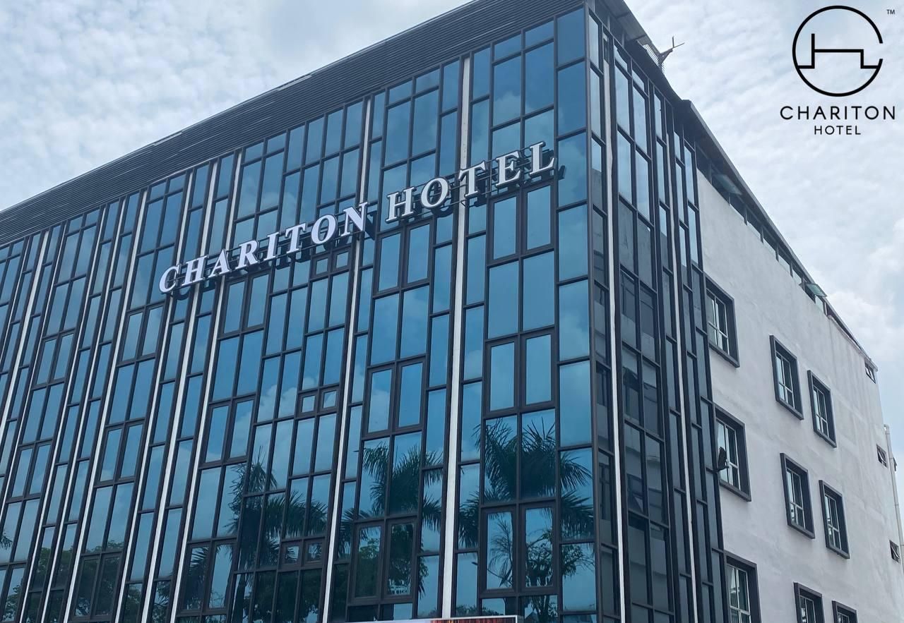 Chariton Hotel Skudai Kiri