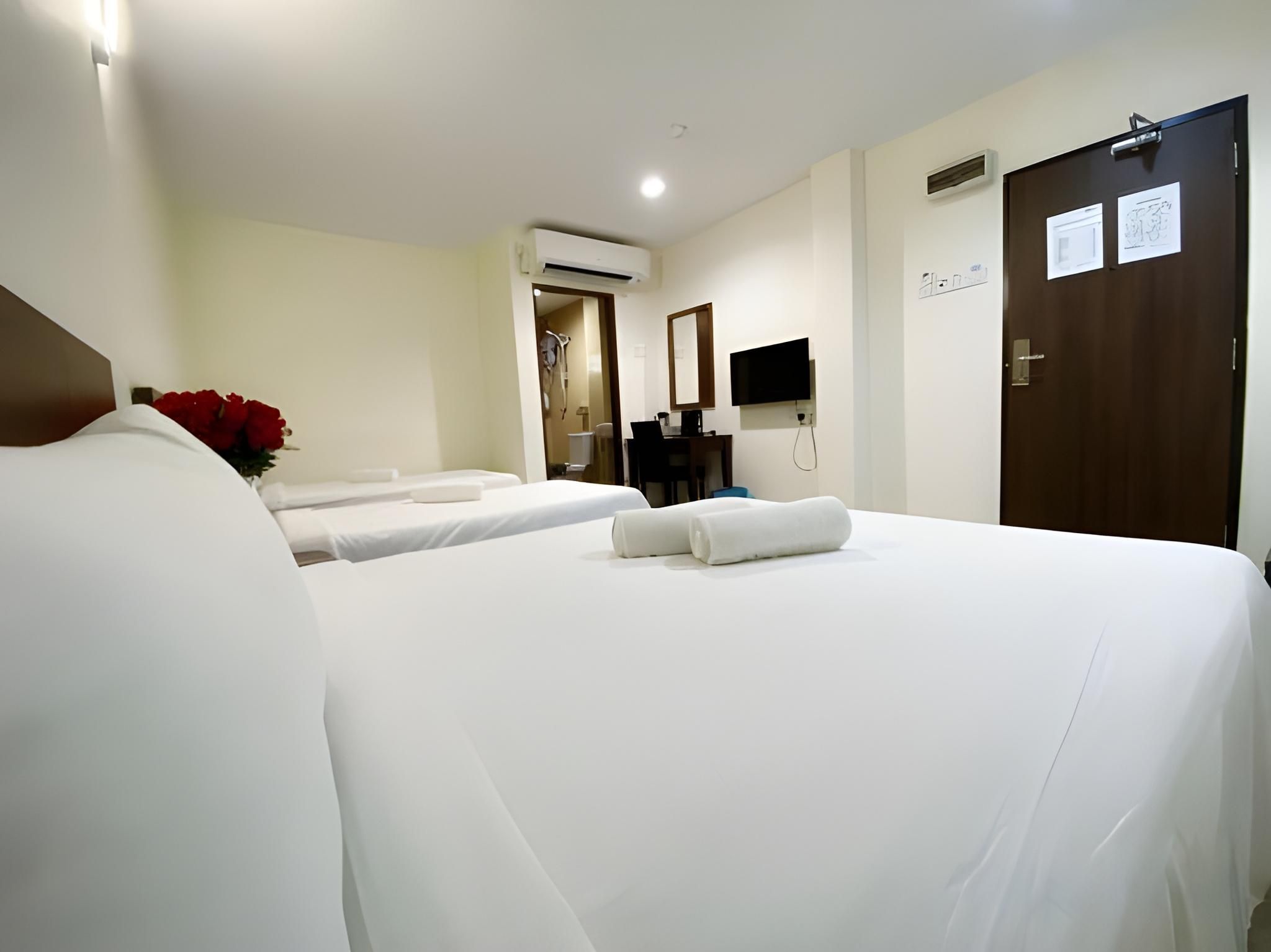 Deluxe Triple Room
