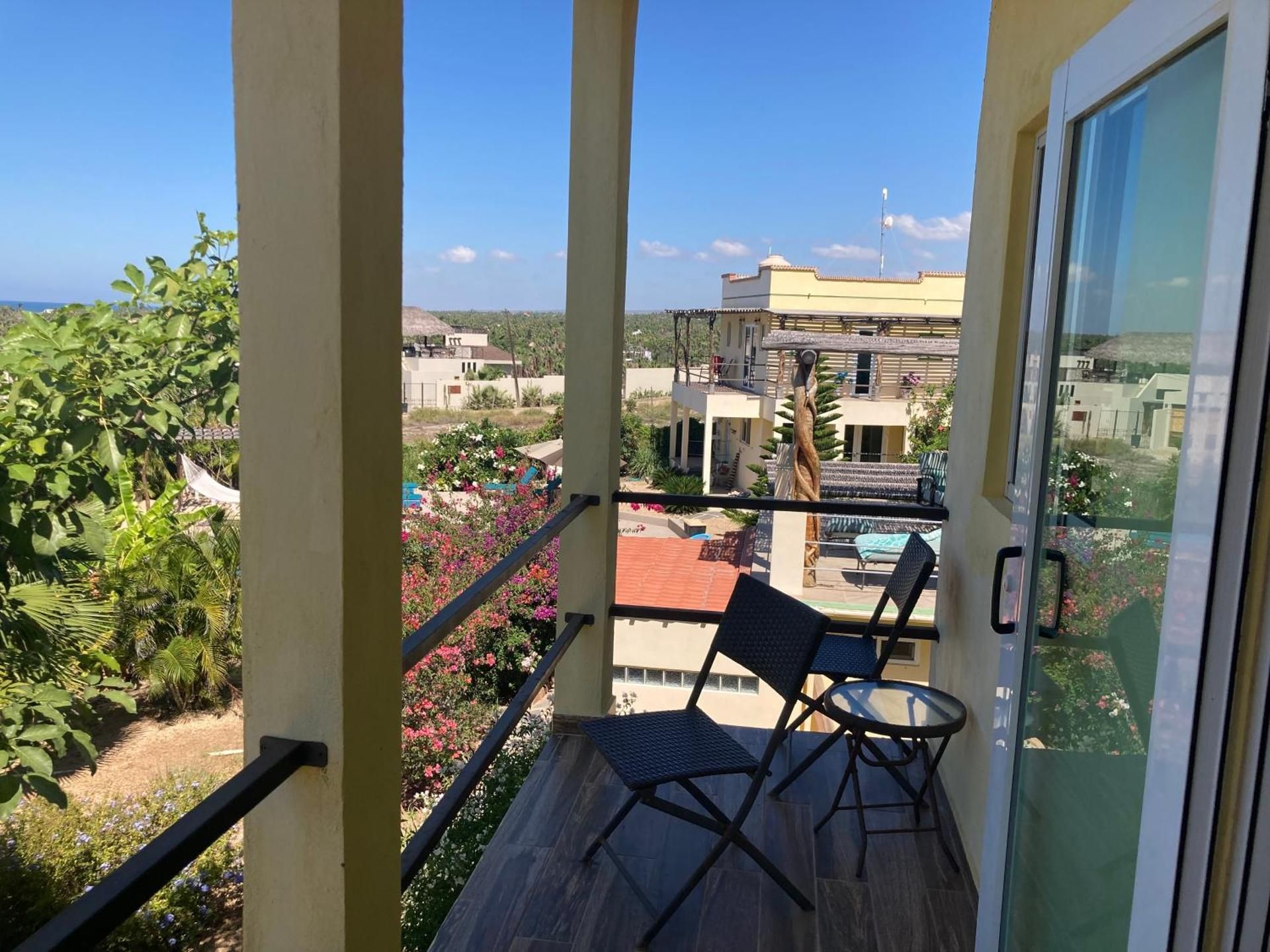 Deluxe Double Room with Balcony and Sea View - The Escape