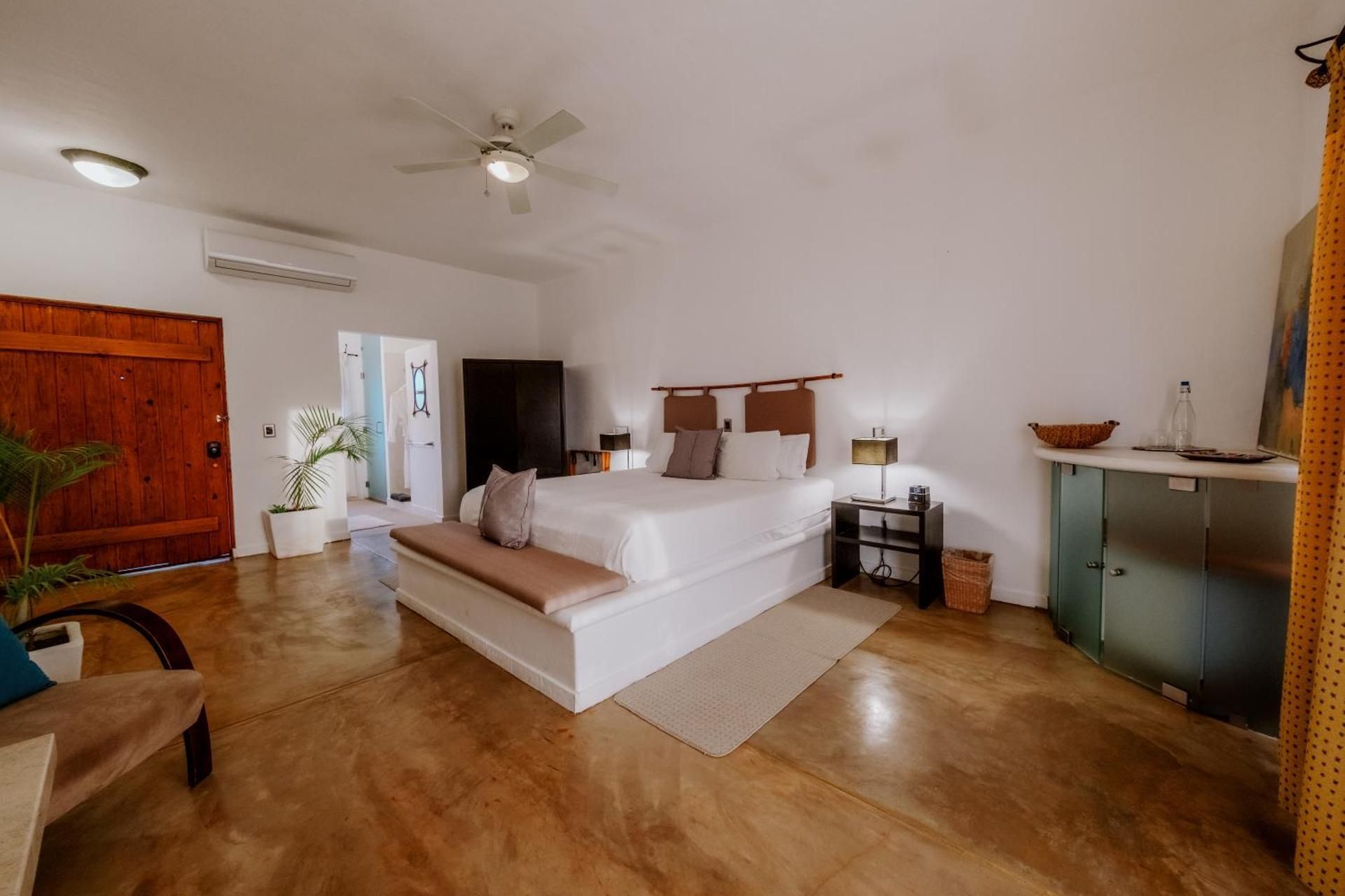 King Suite
