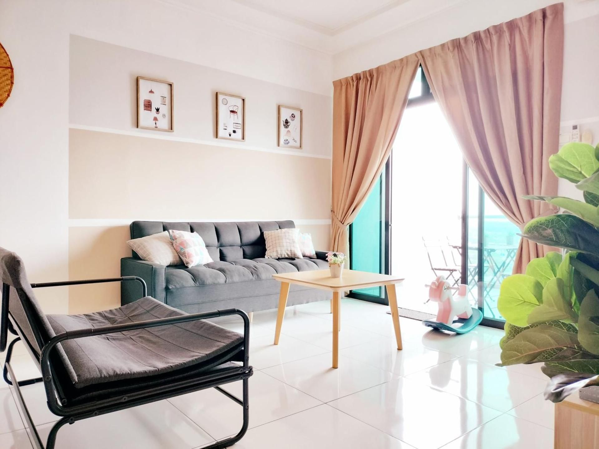 Four-Bedroom Standard Apartment