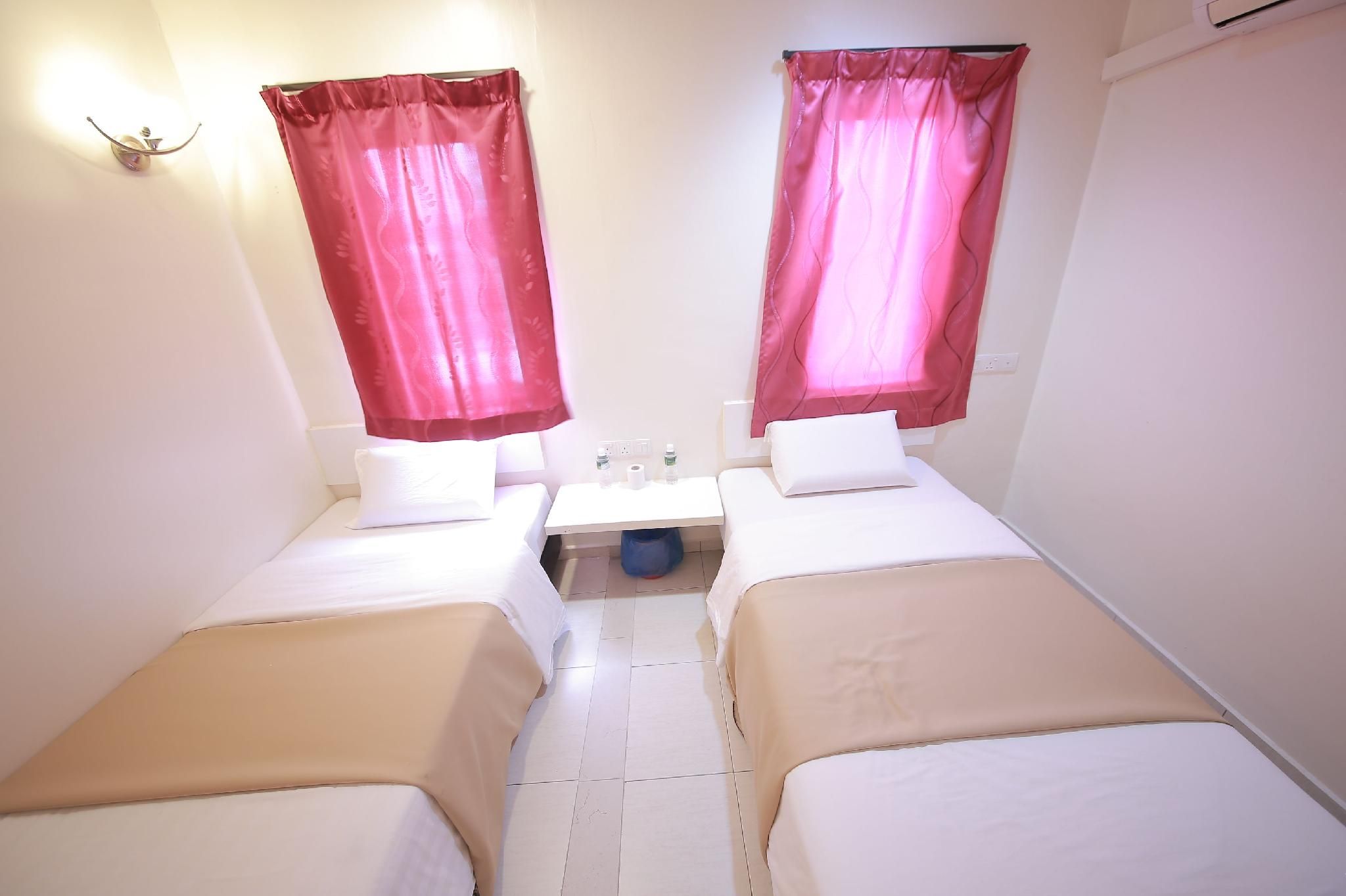 Twin Single Room