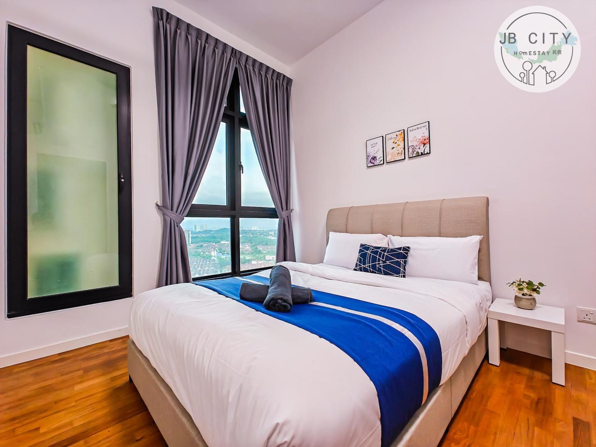 Three-Bedroom Deluxe Apartment