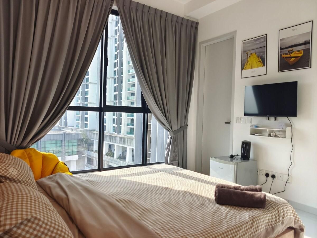 One-Bedroom Apartment / Flat