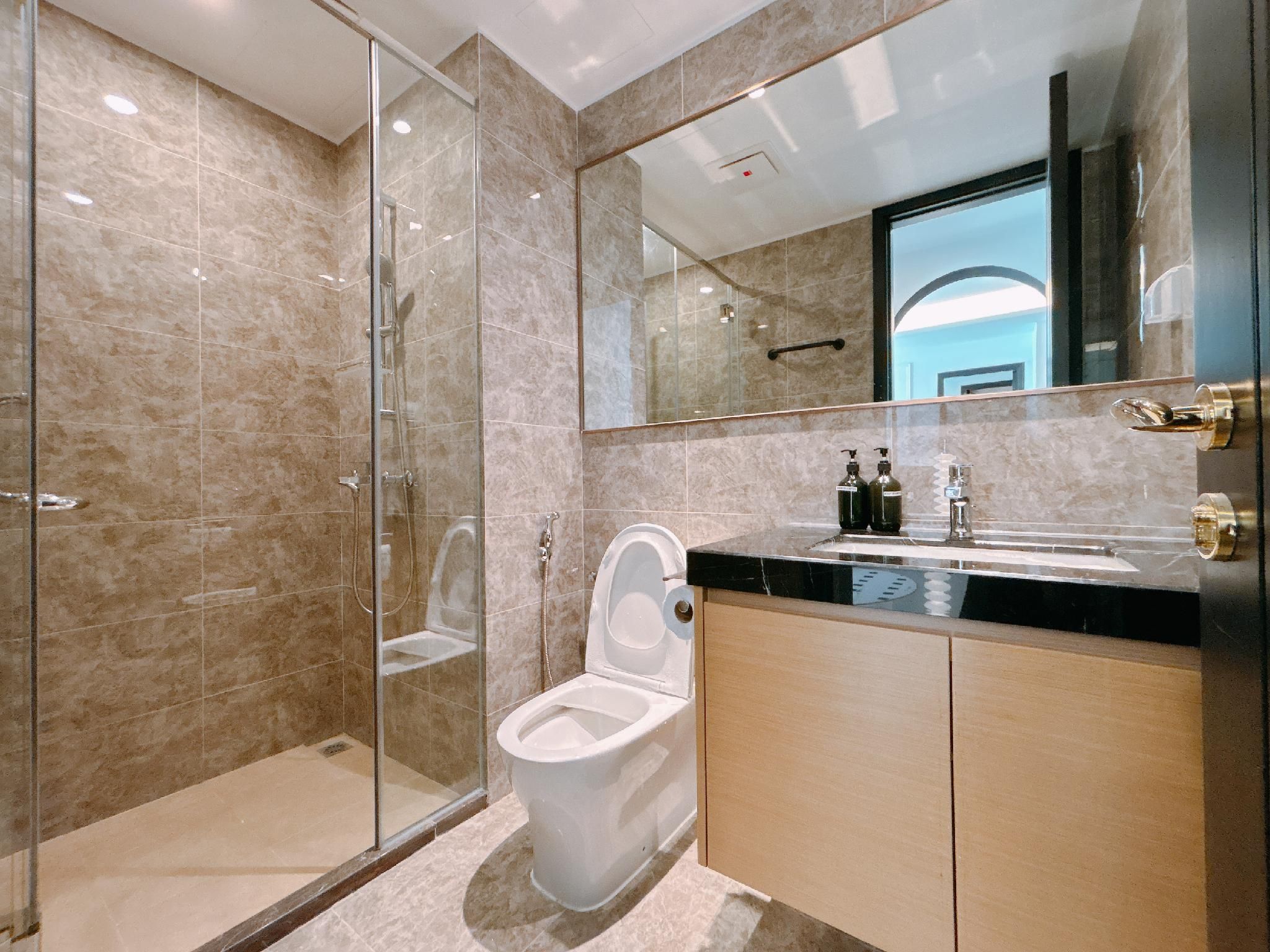 Seaview Suites Two Bedroom 2