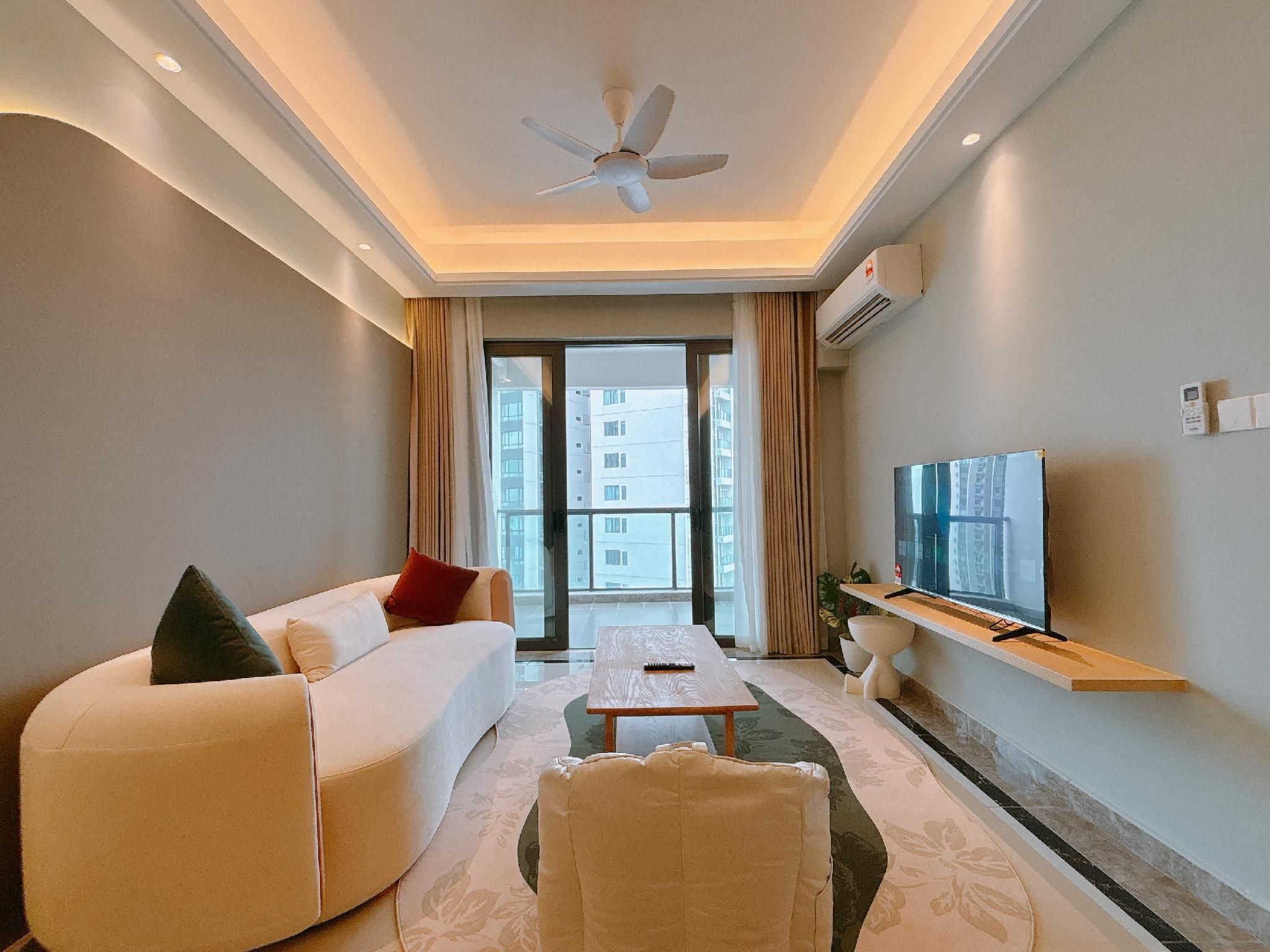 Seaview Deluxe Queen