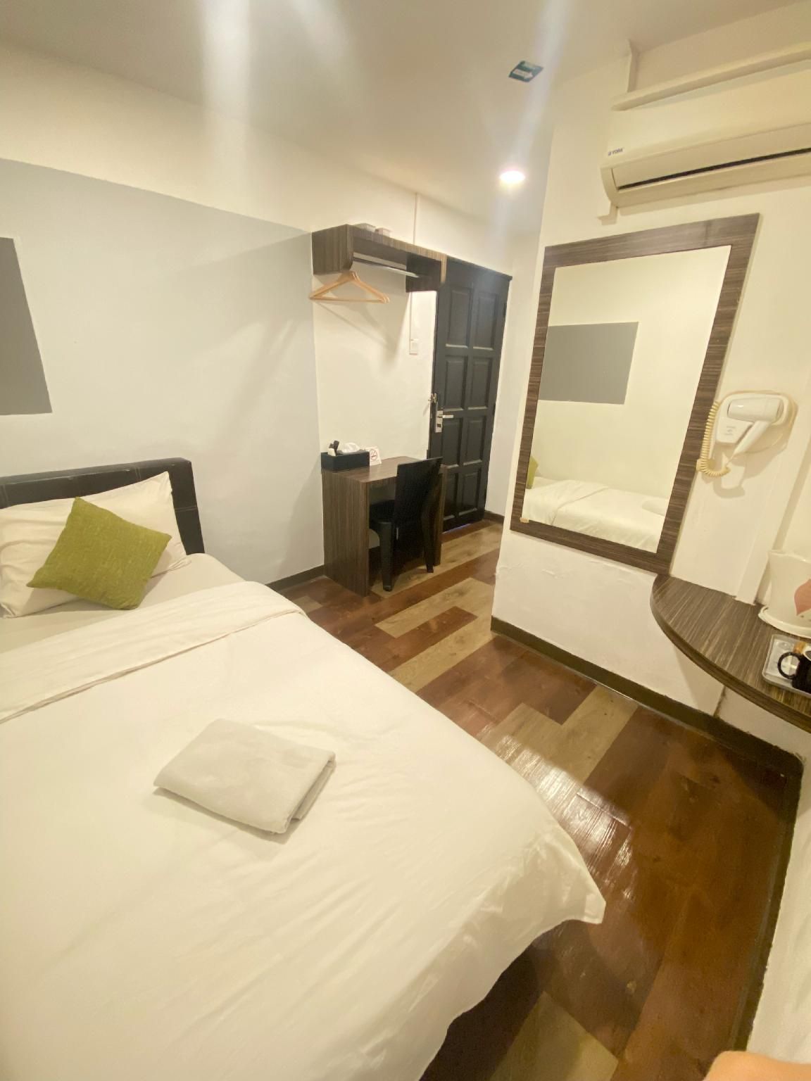 Single - Room