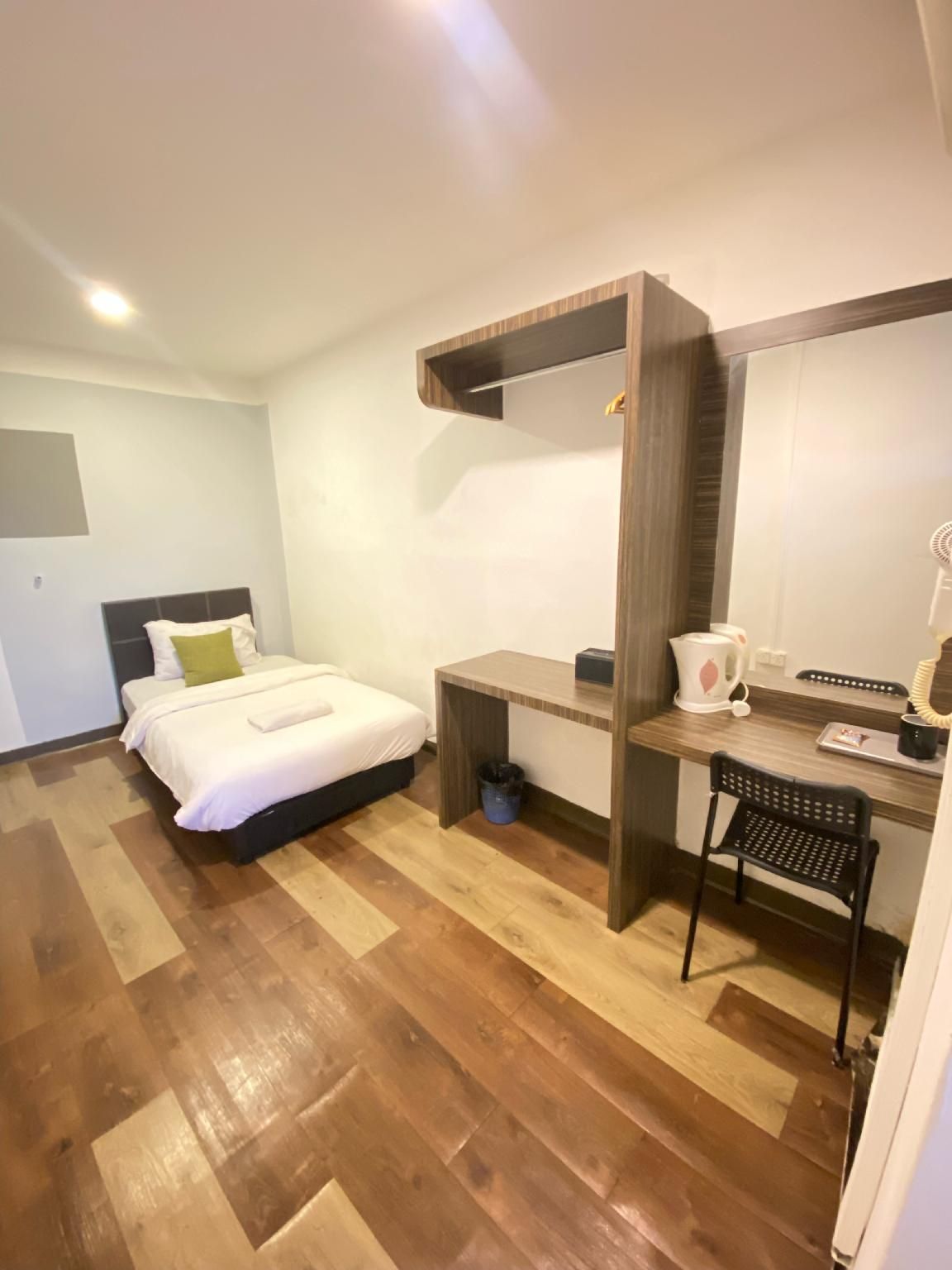 Single - Room