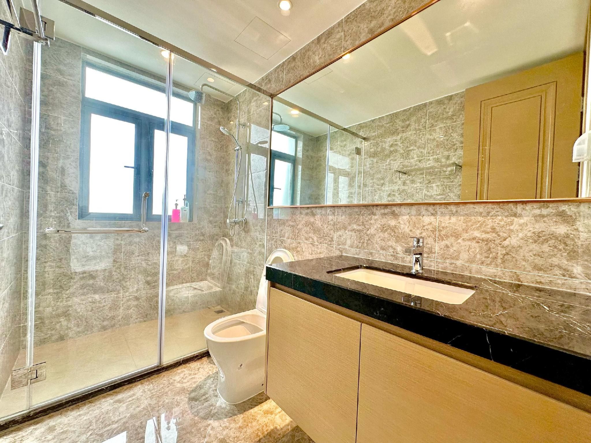 2 Bedroom 2 Bathroom