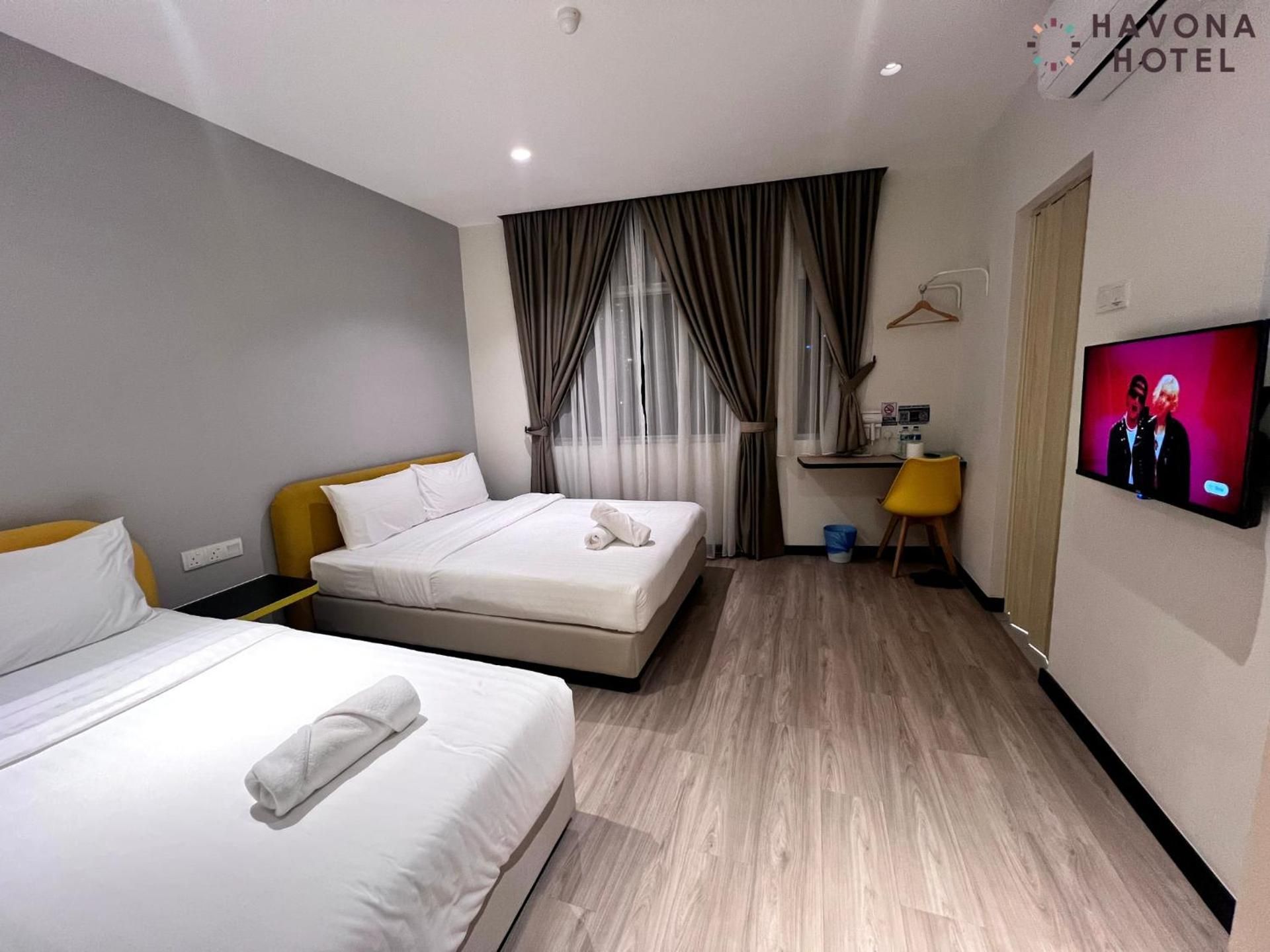 Triple Room - 1 Double Bed and 1 Single Bed