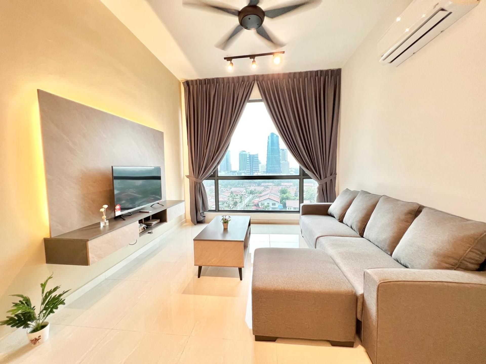 One-Bedroom Apartment