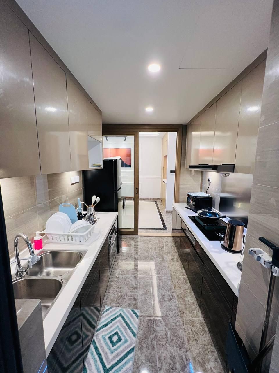 2 Bedroom Apartment with Garden