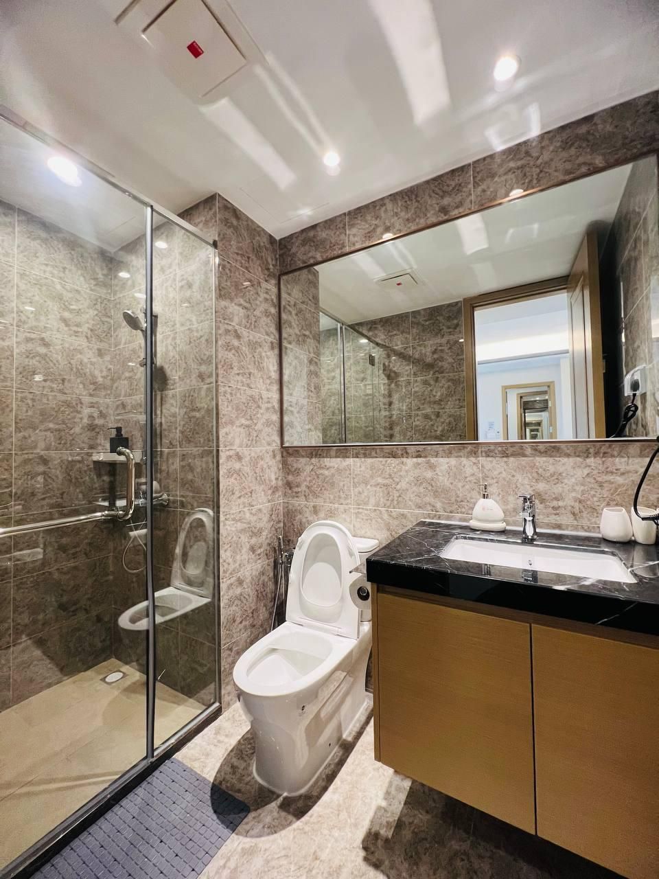 2 Bedroom Apartment AC