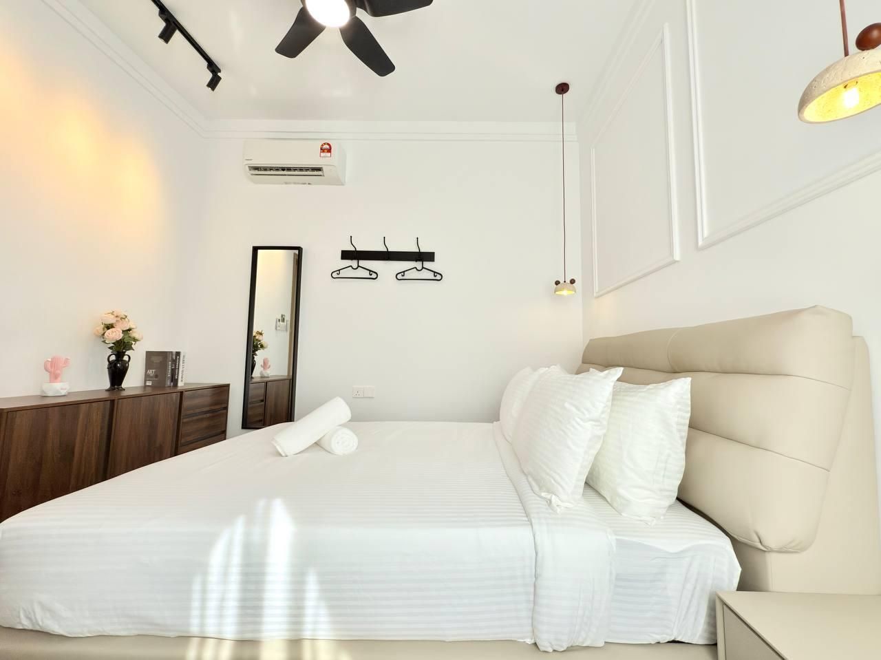 Two Bedroom Apartment - Dual Key