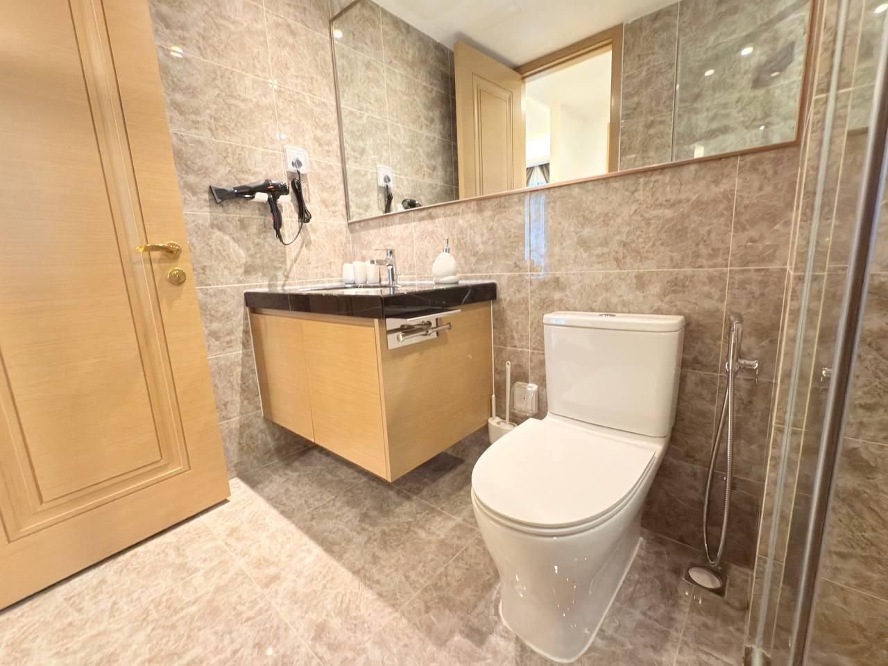 2 Bedroom - Sleeps 4