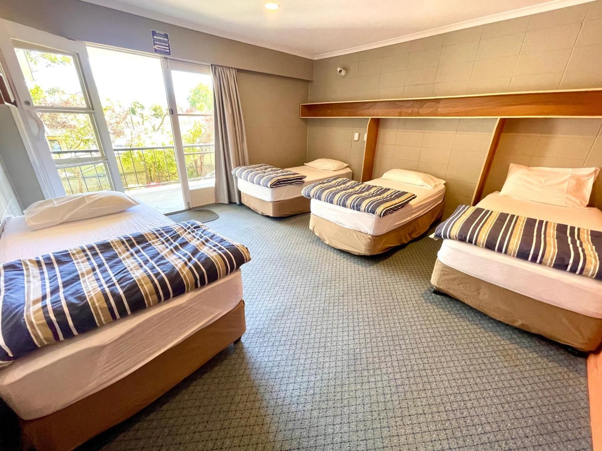 Single Bed in 4 Bed Mixed Dormitory Room Ensuite
