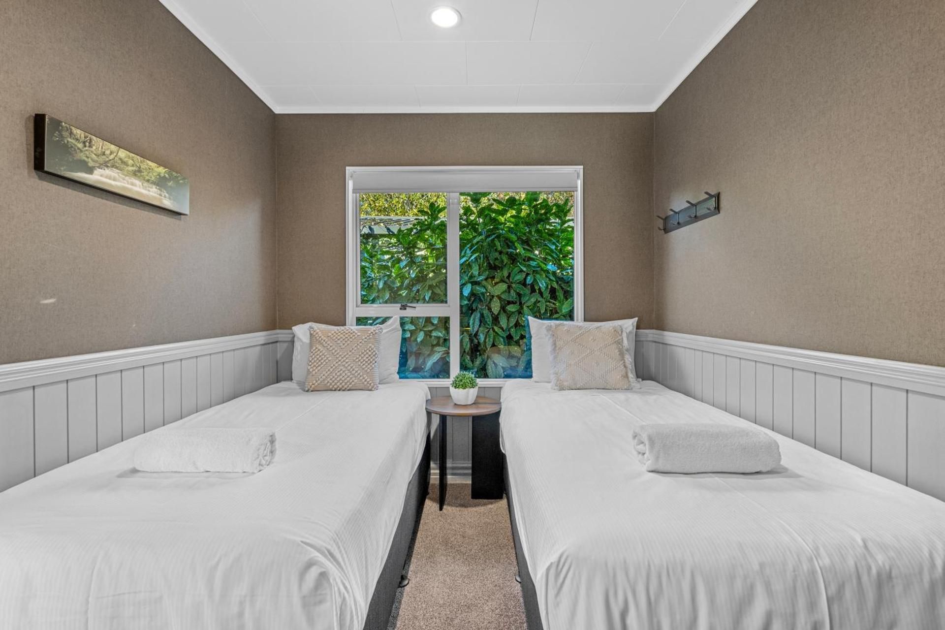 Superior One-Bedroom Apartment (4 Adults)