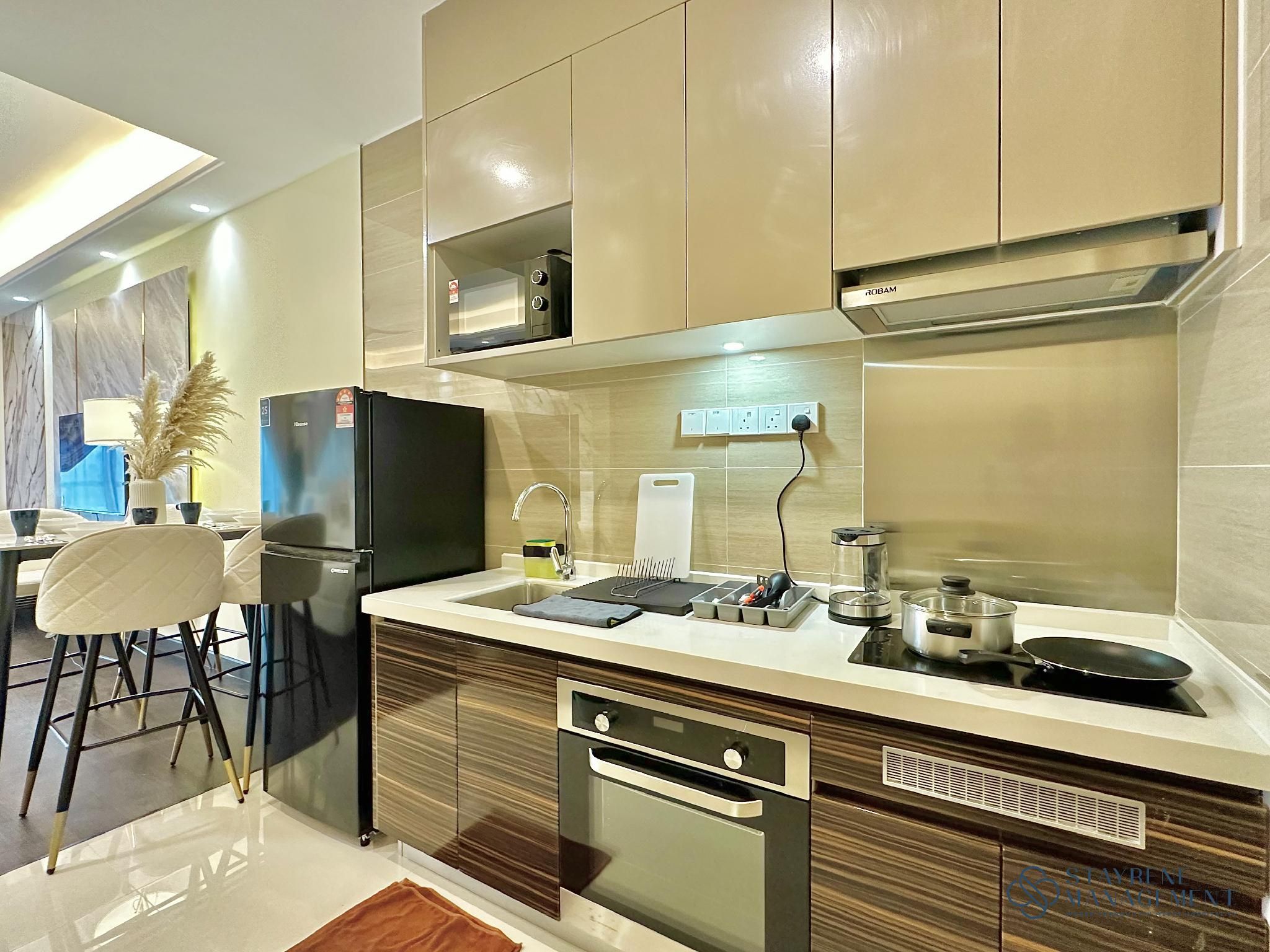 Studio - King Room with Balcony