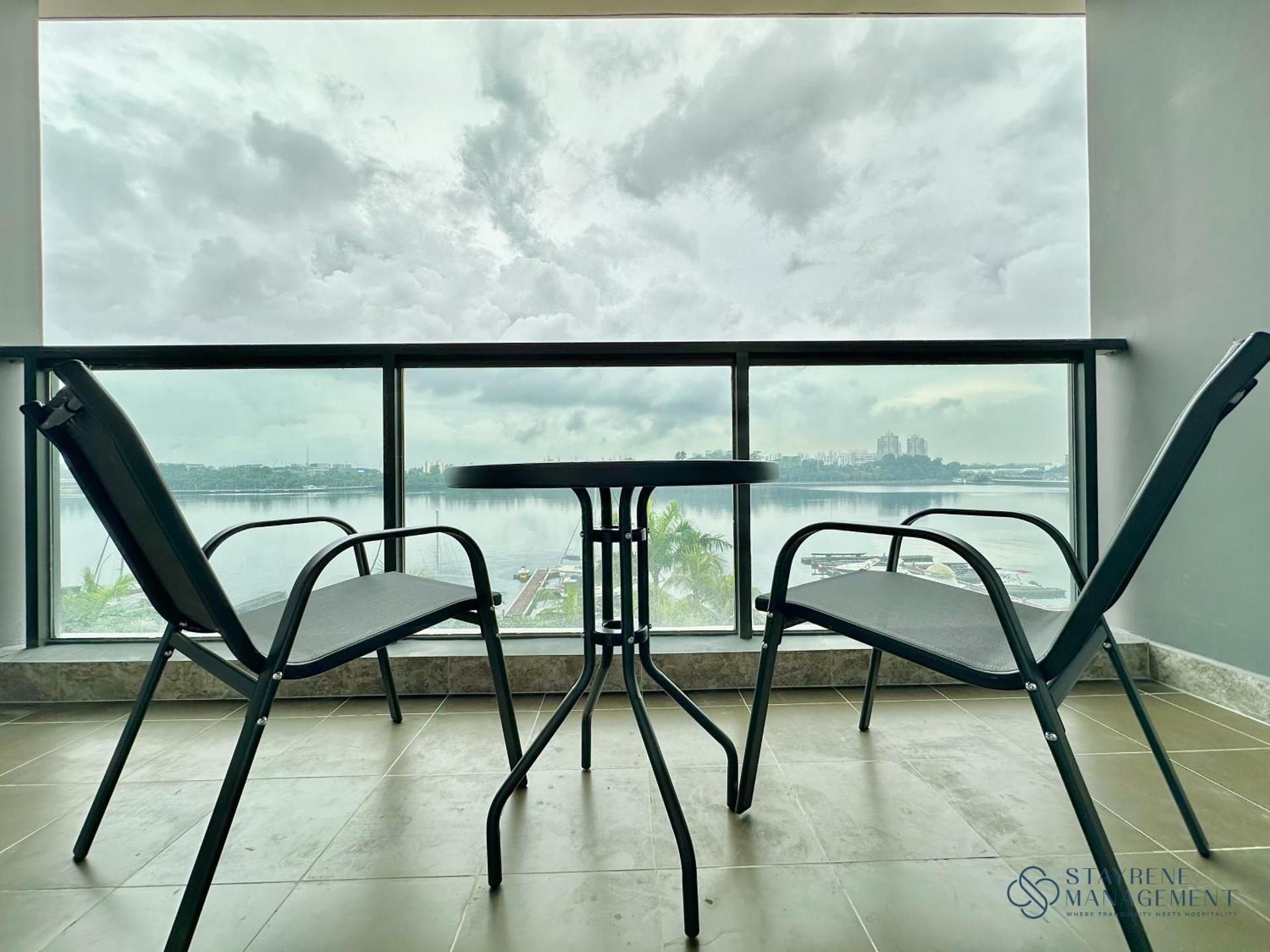 Studio with Sea View