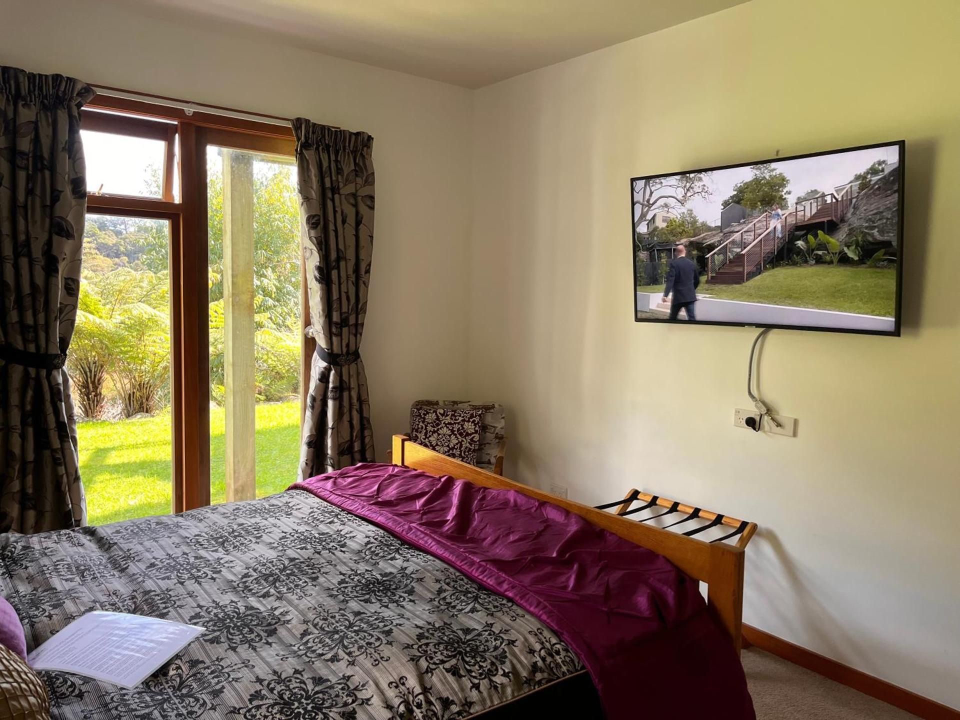Double Room with Queen Bed