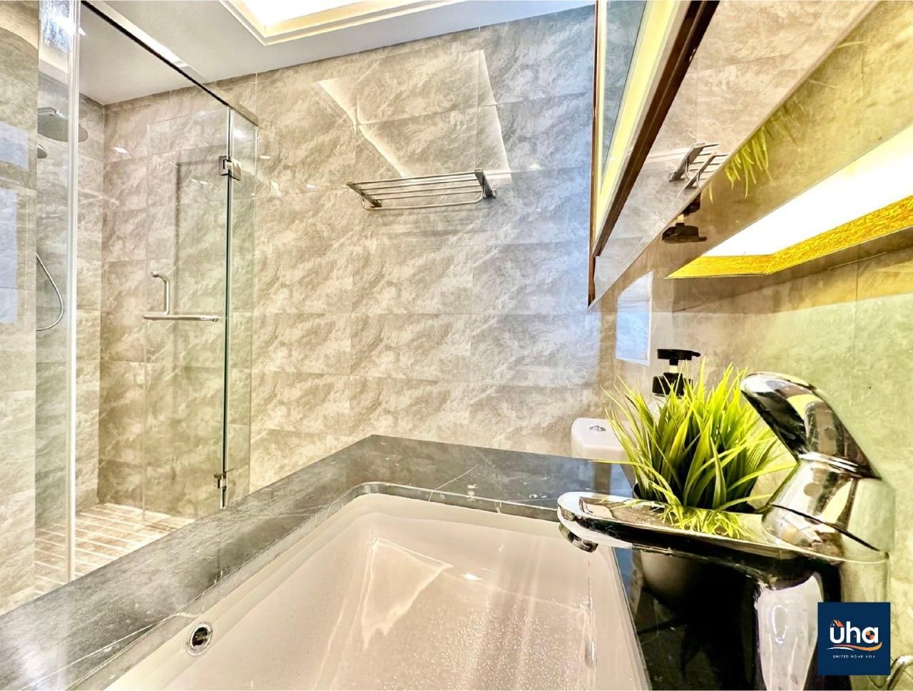 2-Bedroom Sea View Apartment