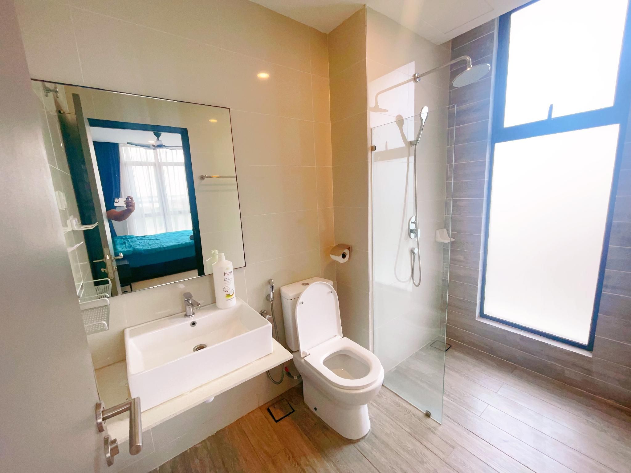 Two-Bedroom Apartment River View