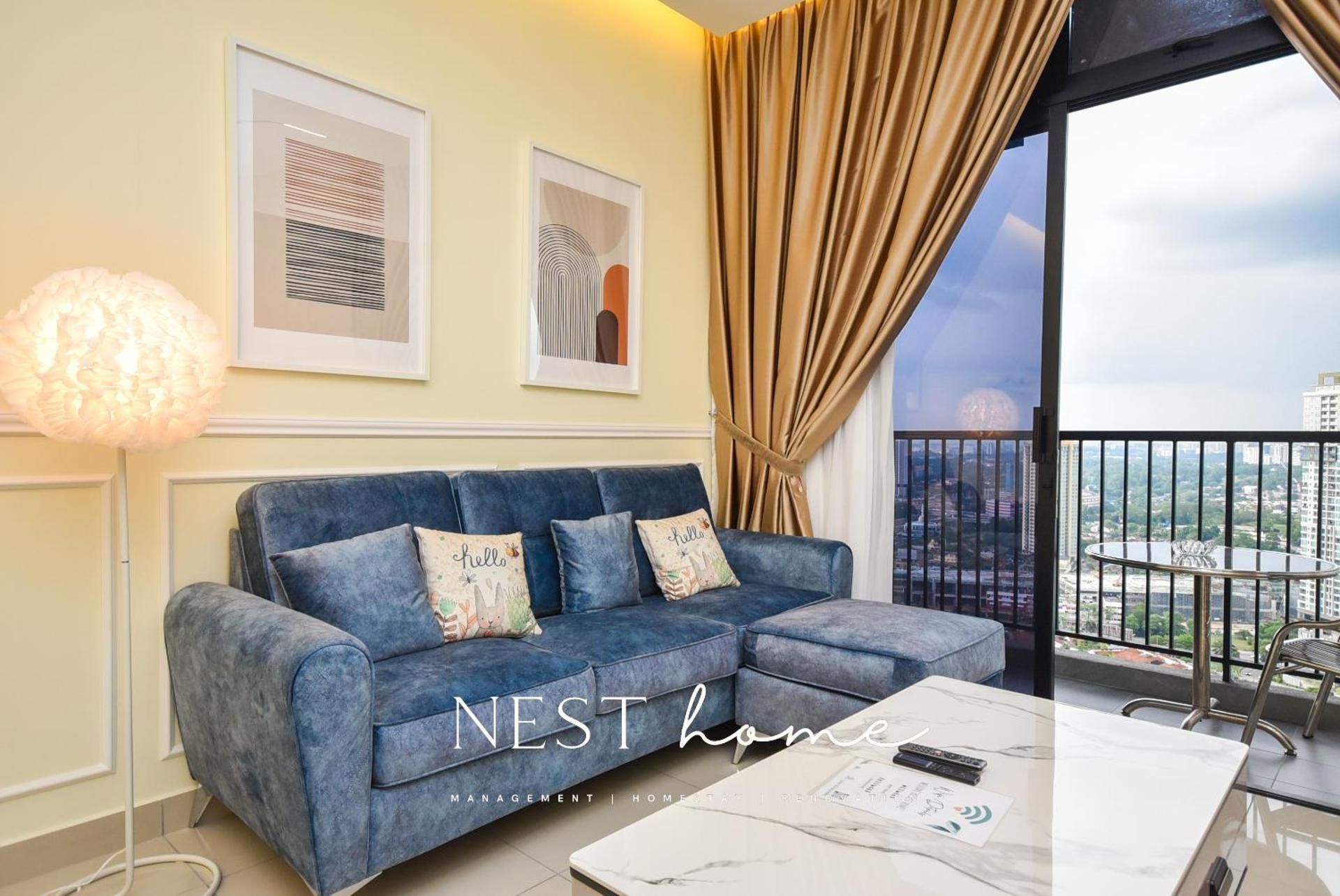 Three-Bedroom Apartment with Balcony