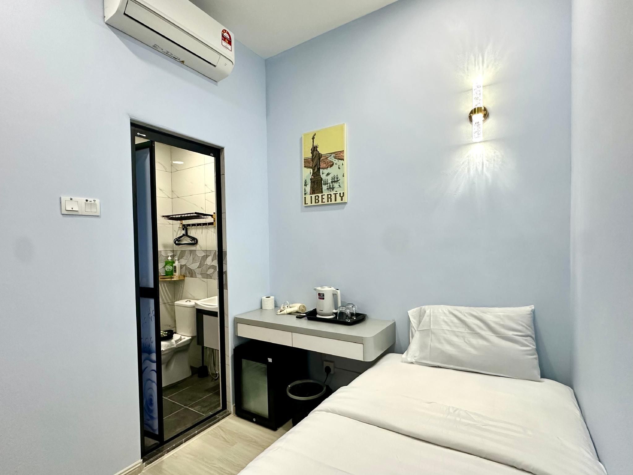 Single Room with Private Bathroom