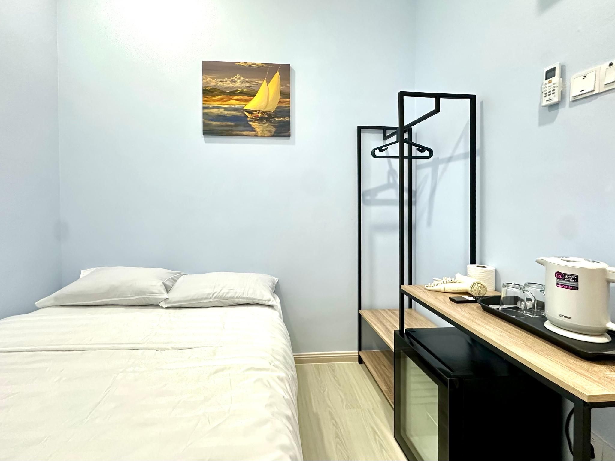 Double Room with Shared bathroom