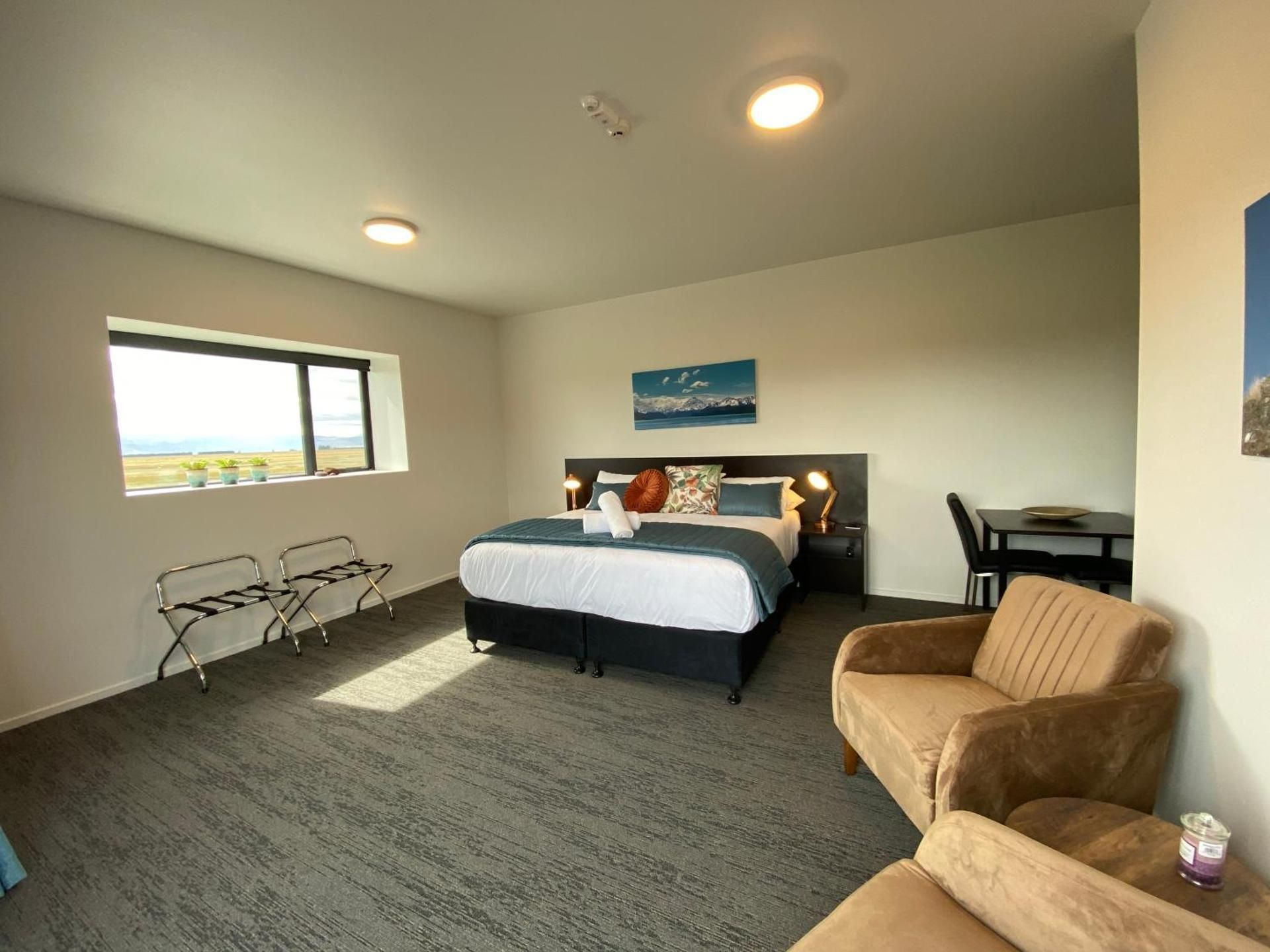 Luxury Suite 5