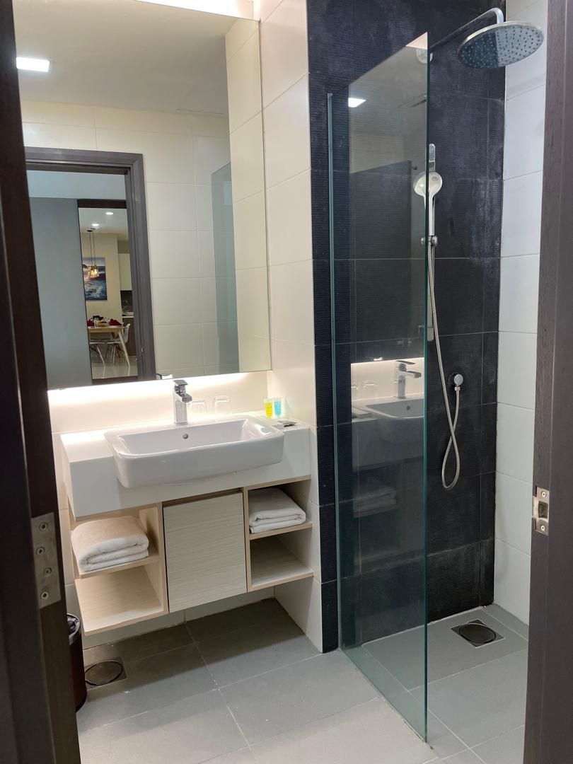Deluxe Suite King - City View