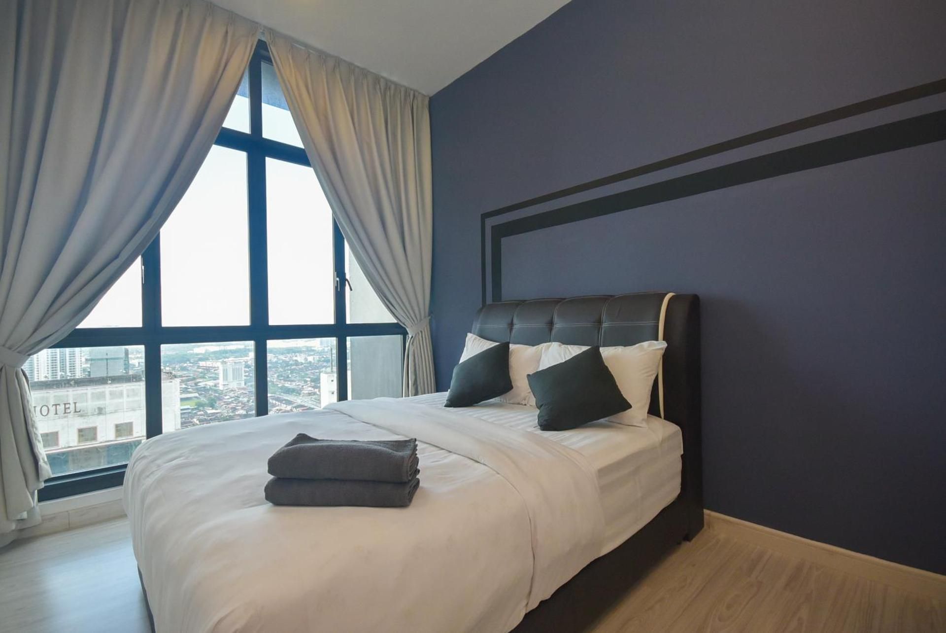 Two-Bedroom Apartment with City View