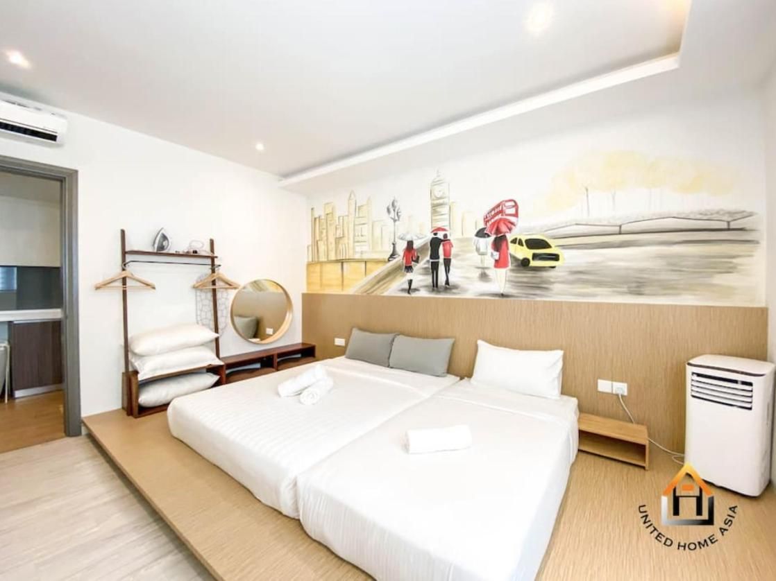 DELUXE APARTMENT