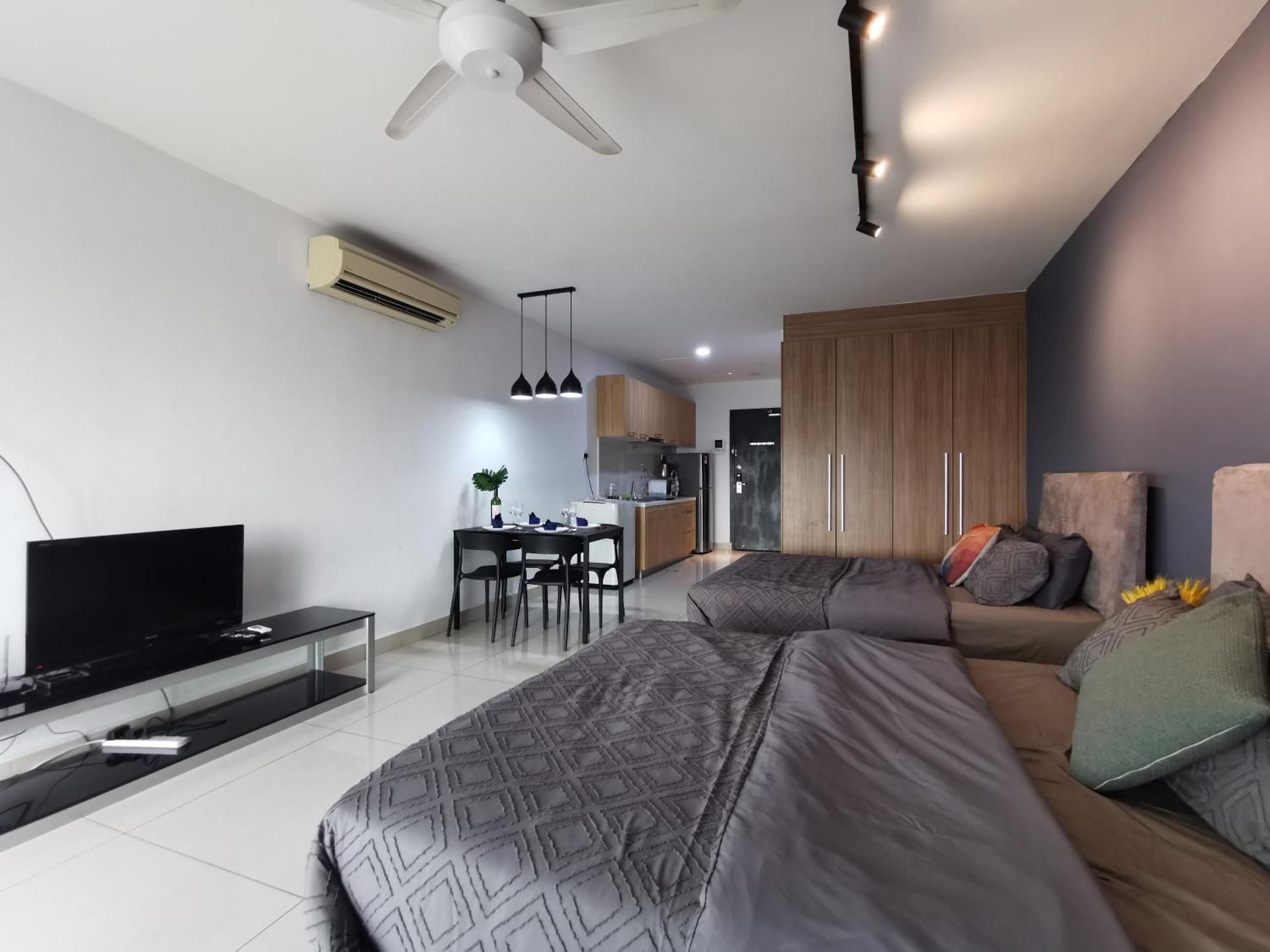 Studio Apartment