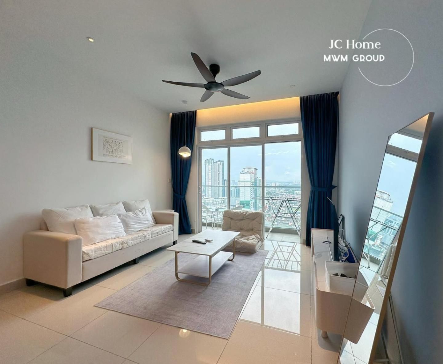 Three-Bedroom Apartment with Balcony
