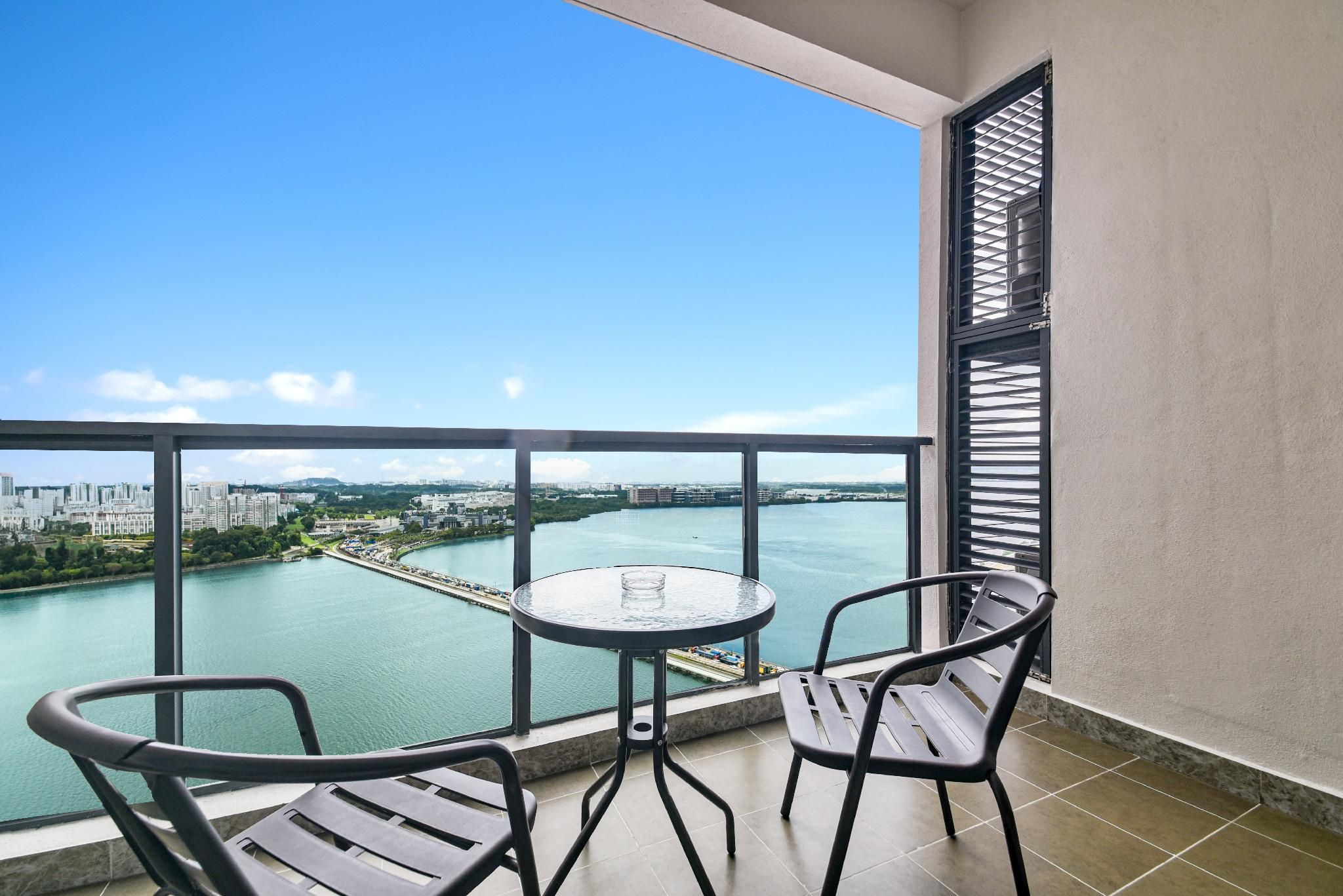 4 Bedroom Ocean View Suite with Balcony