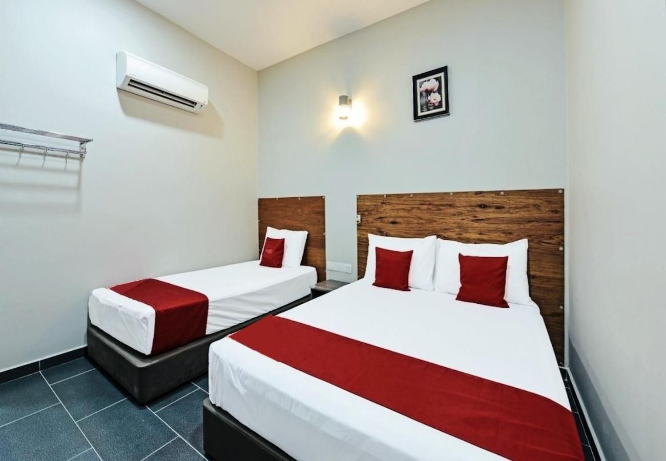 Deluxe Triple Room