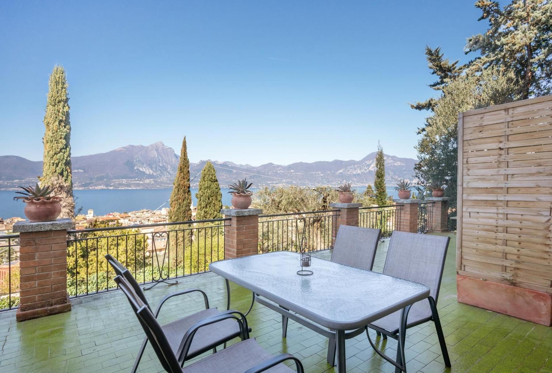Apartment with View and Balcony