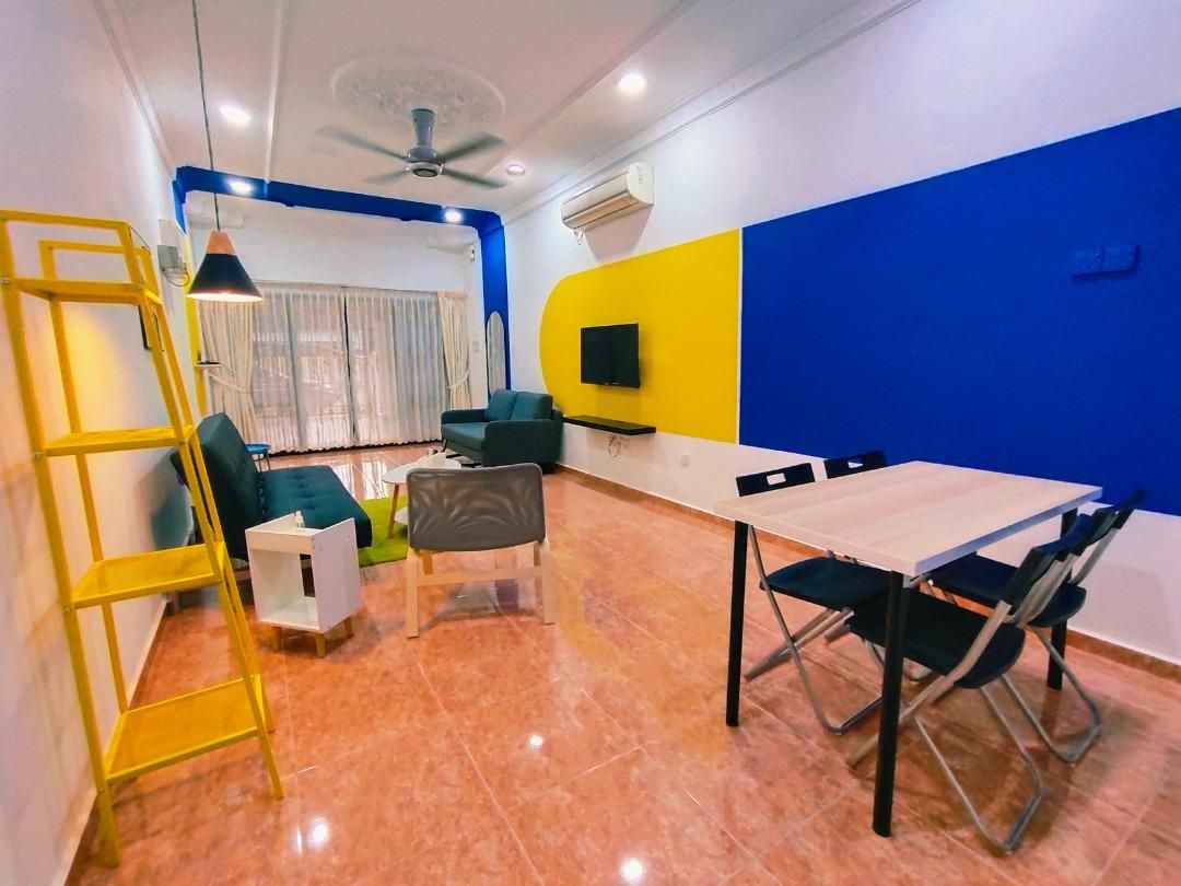 Deluxe Home