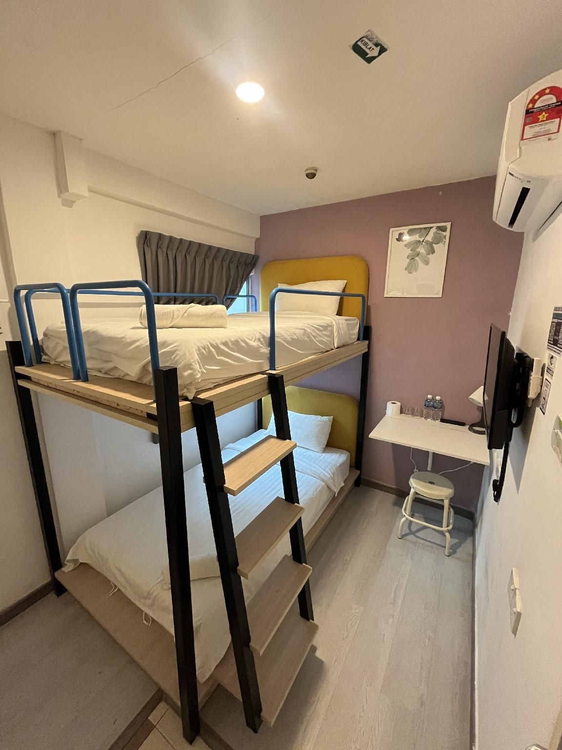 Deluxe Double Decker Room with Window