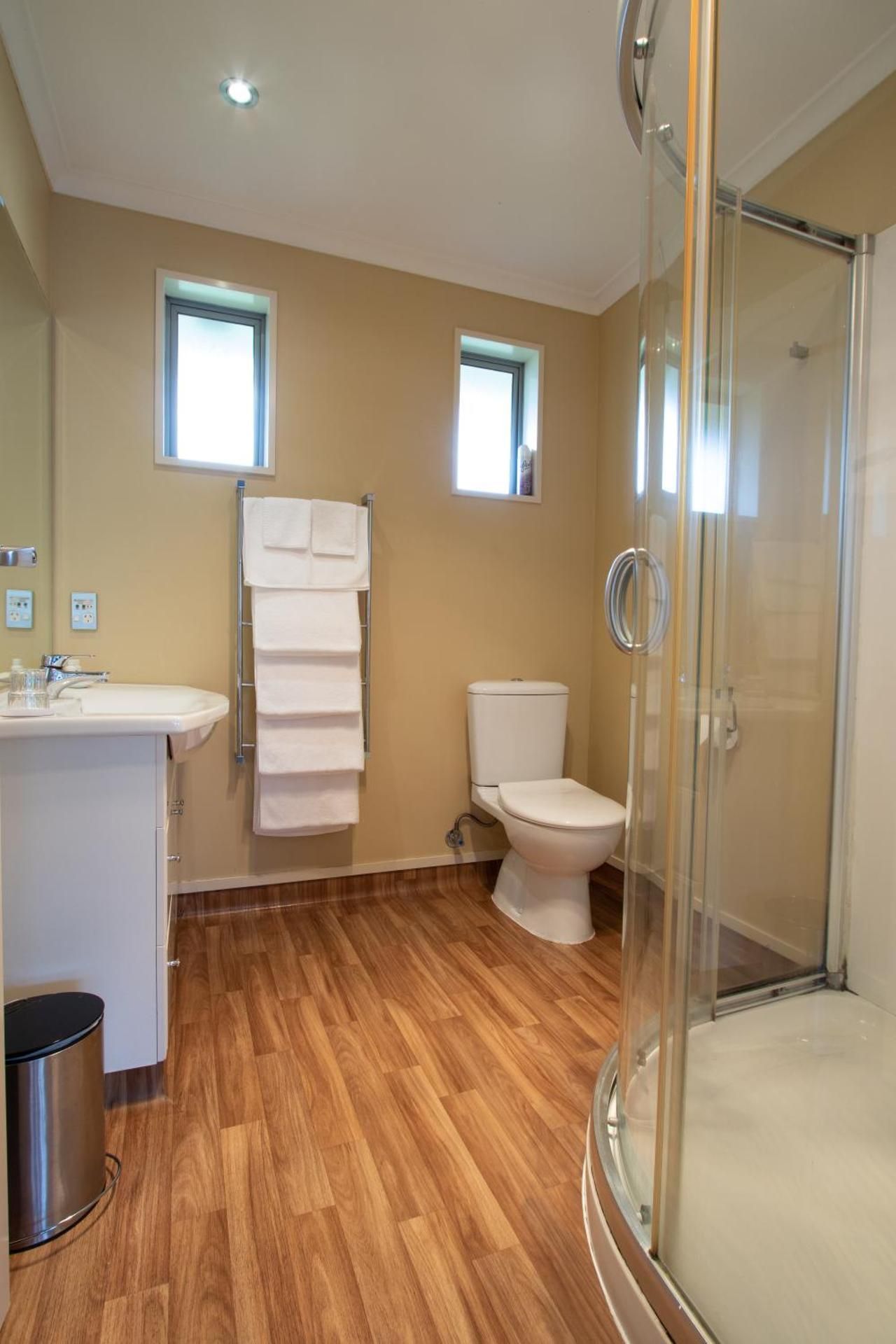 Annabelle Motel Two-Bedroom Apartment