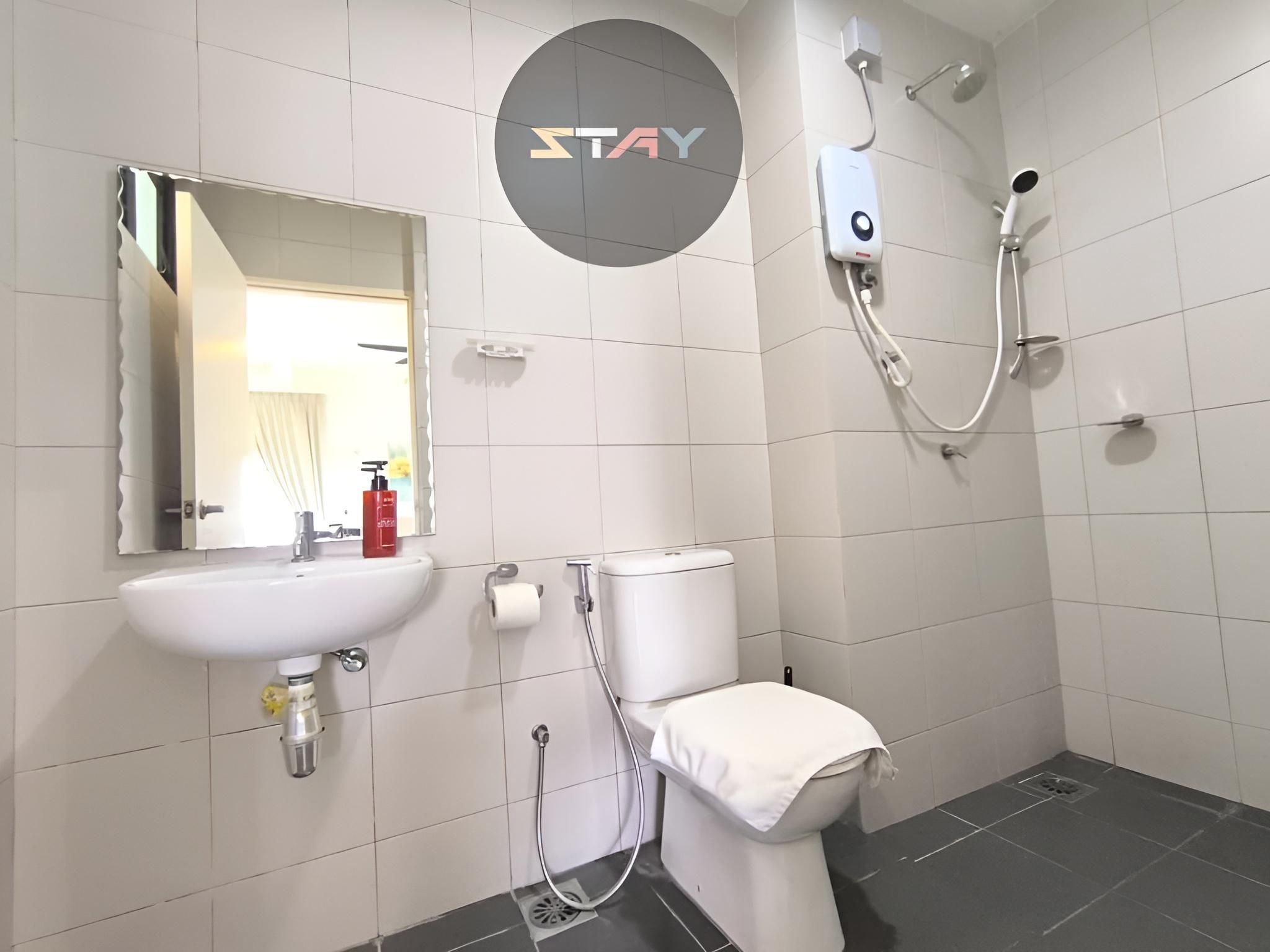Studio 1 Bed with Balcony