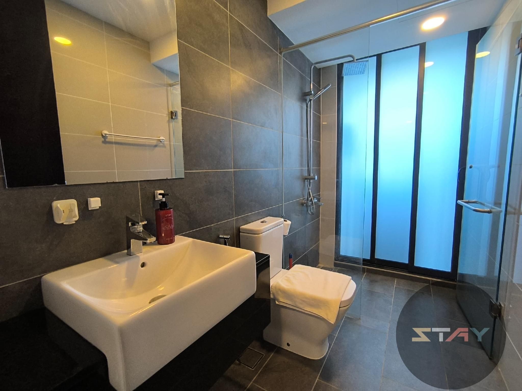 Studio - King Room with Balcony