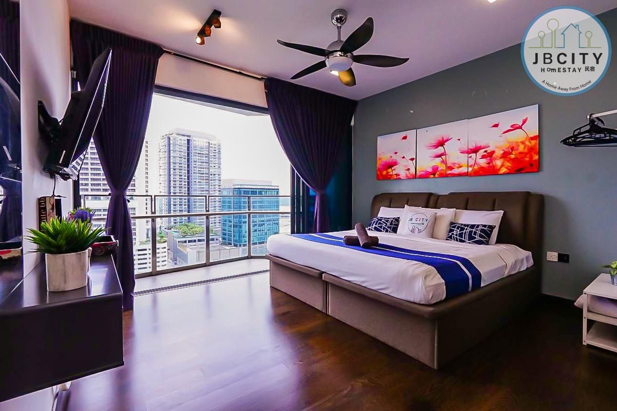 Standard with 1 King Bed