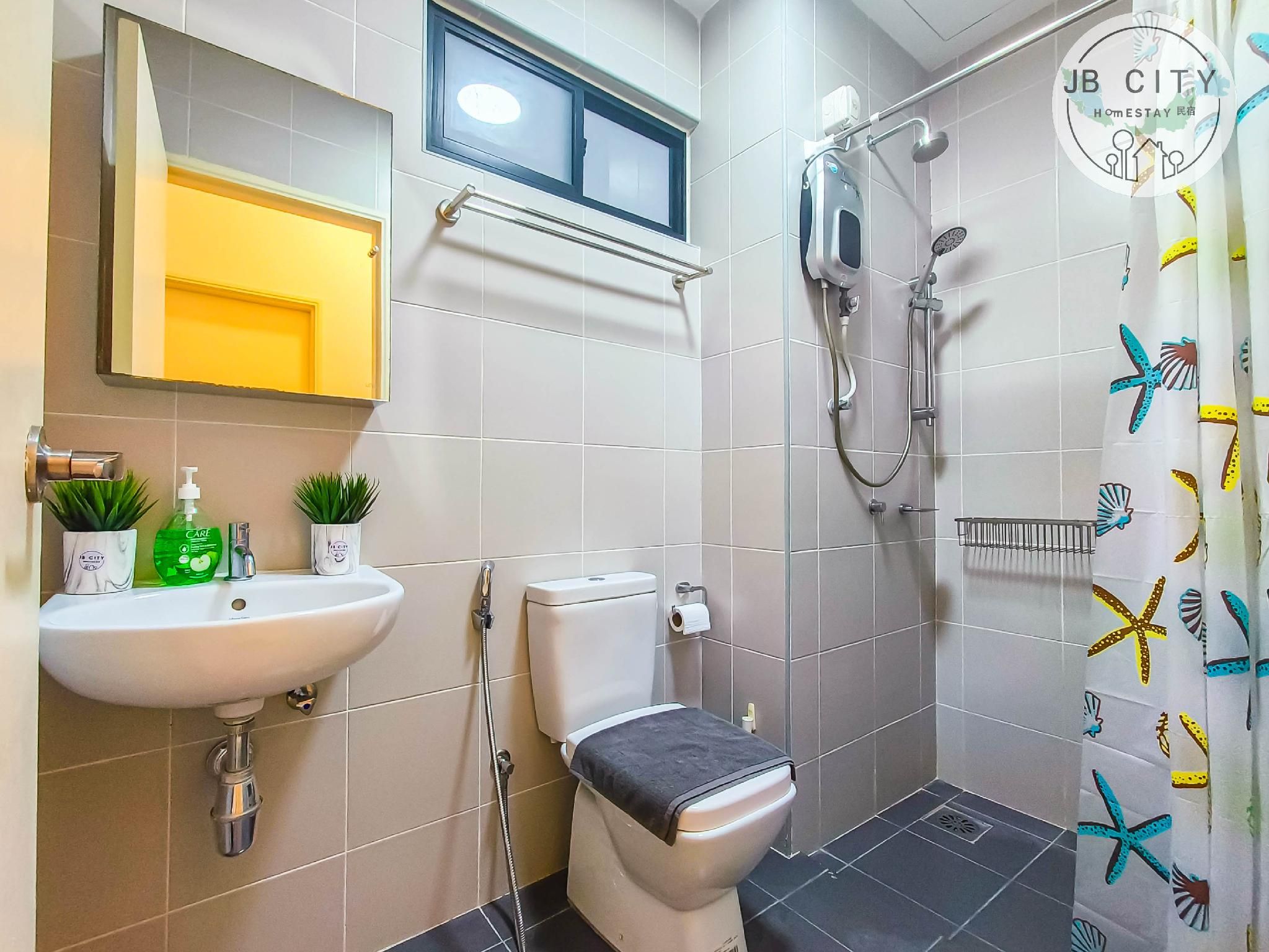 3 Bedroom Apartment, City view