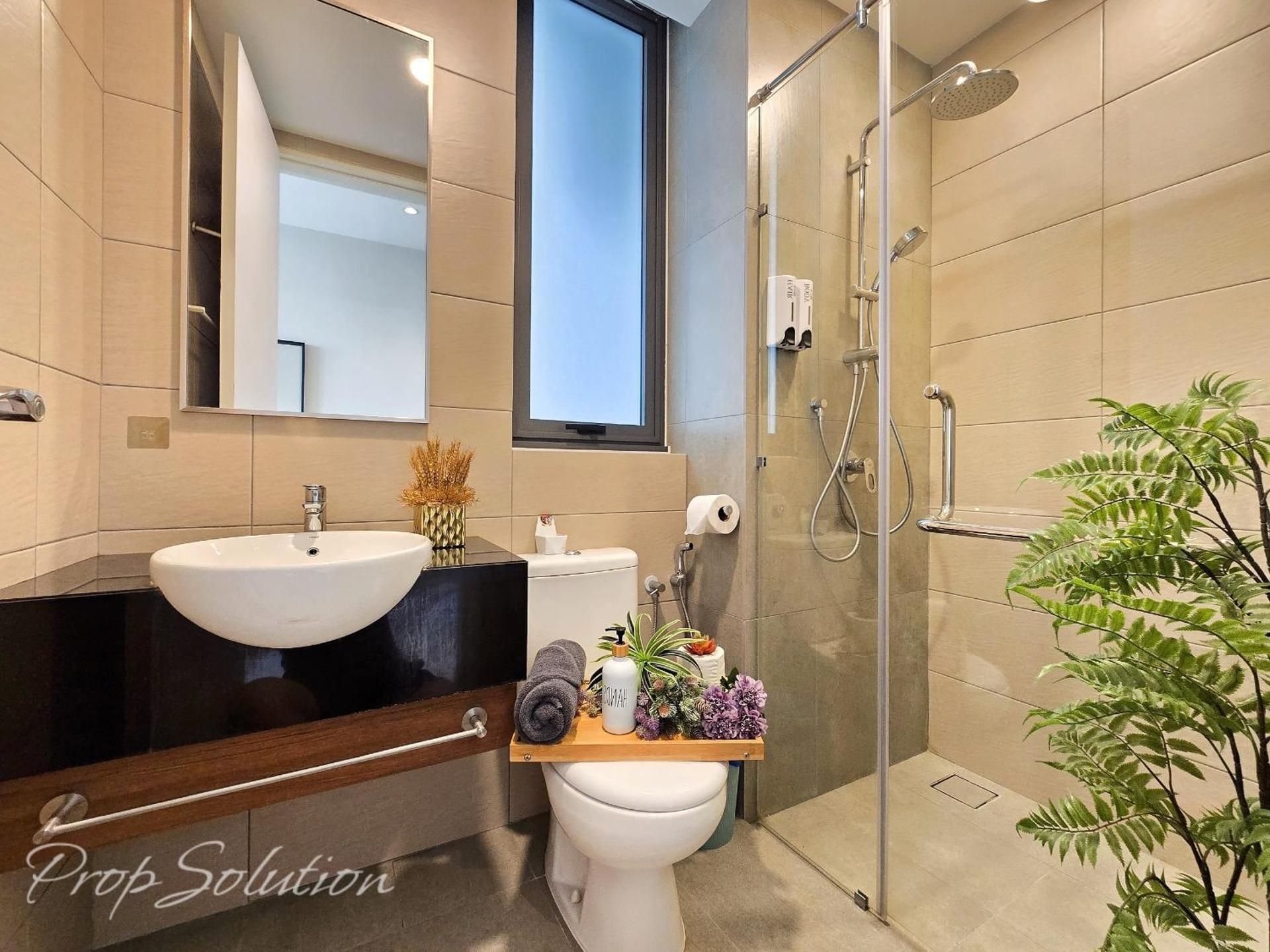 Two-Bedroom Apartment with City View